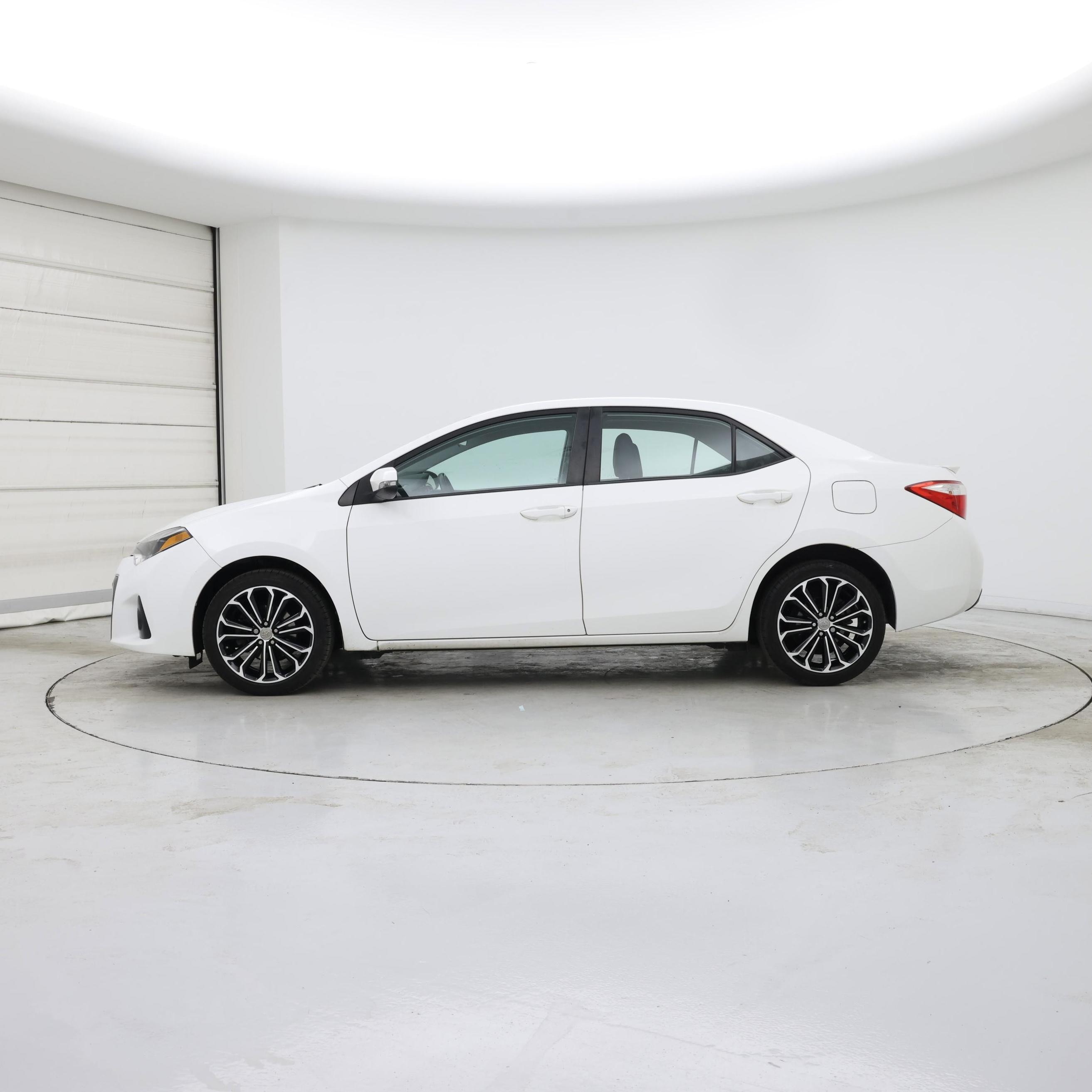 Thumbnail: 2016 Toyota Corolla - 3