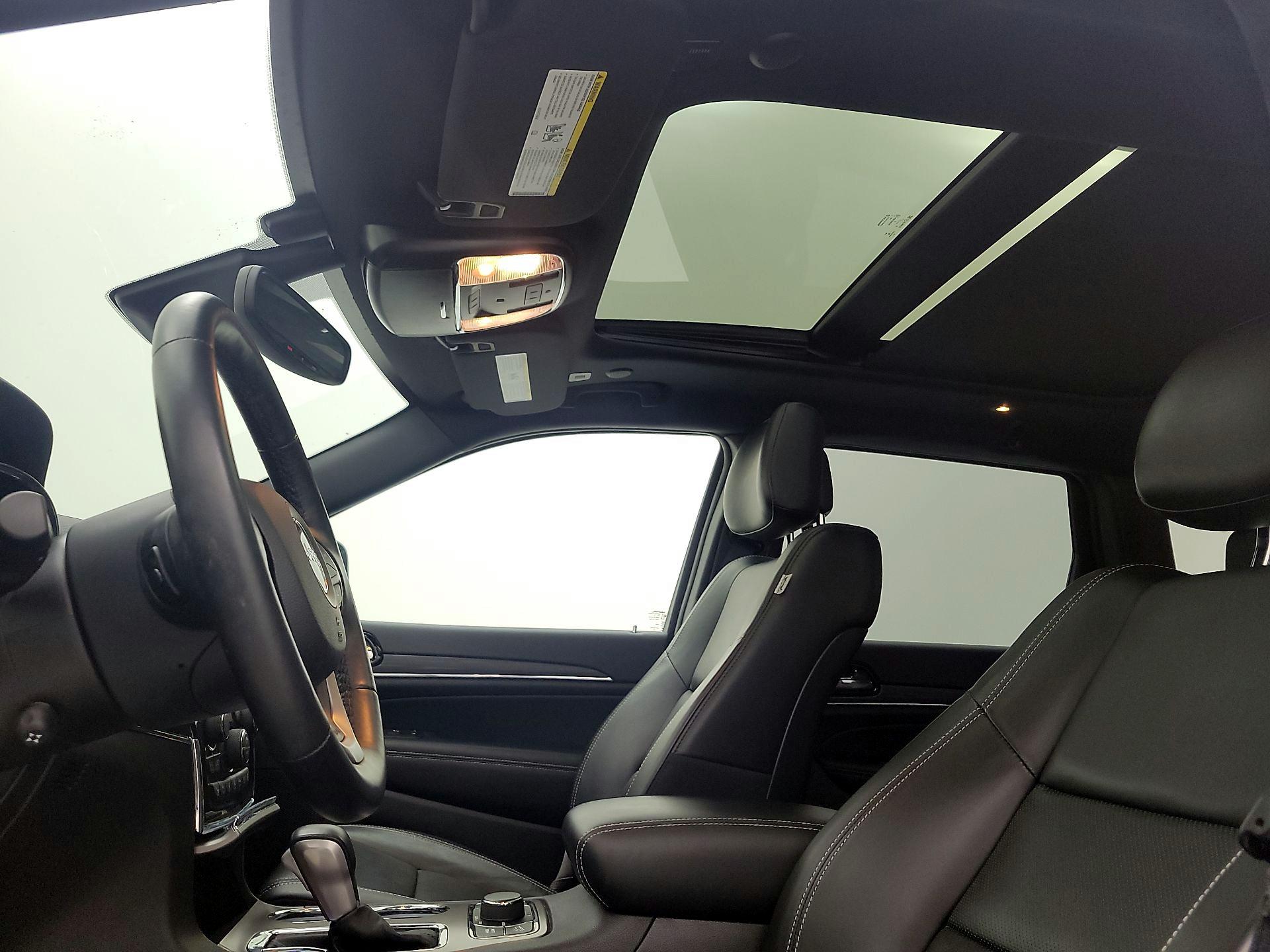 Thumbnail: 2021 Jeep Grand Cherokee - 20