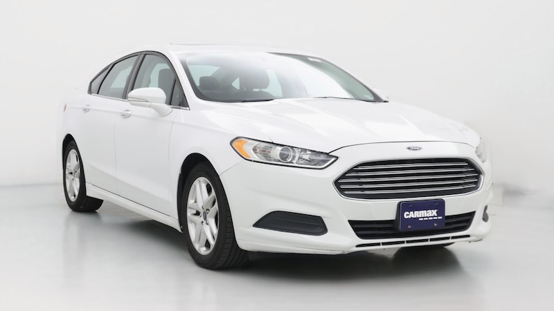 2013 Ford Fusion SE Hero Image