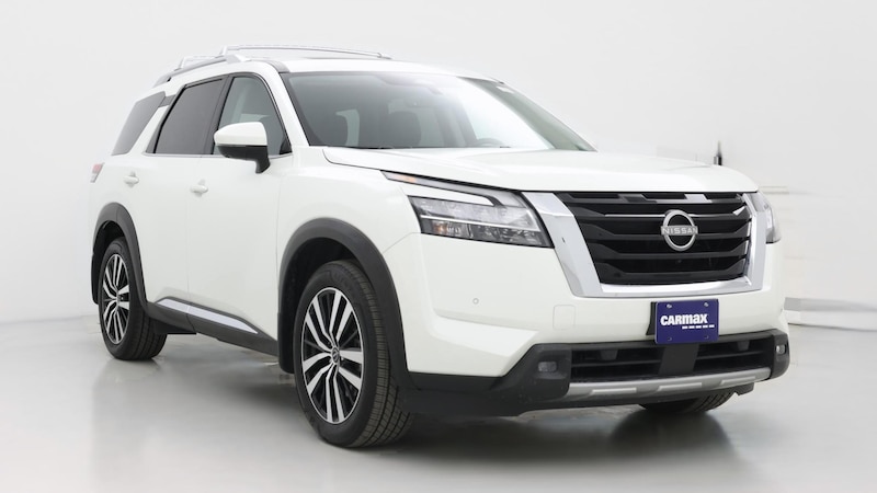 2024 Nissan Pathfinder Platinum Hero Image