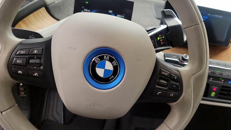 2015 BMW i3 Giga World 10