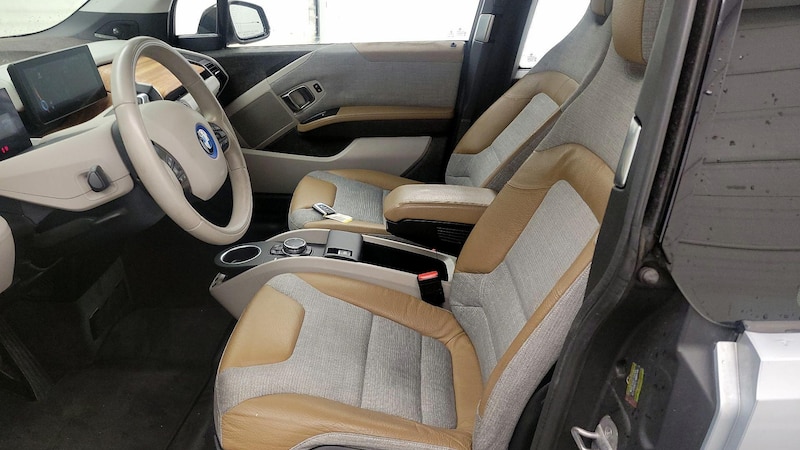 2015 BMW i3 Giga World 11