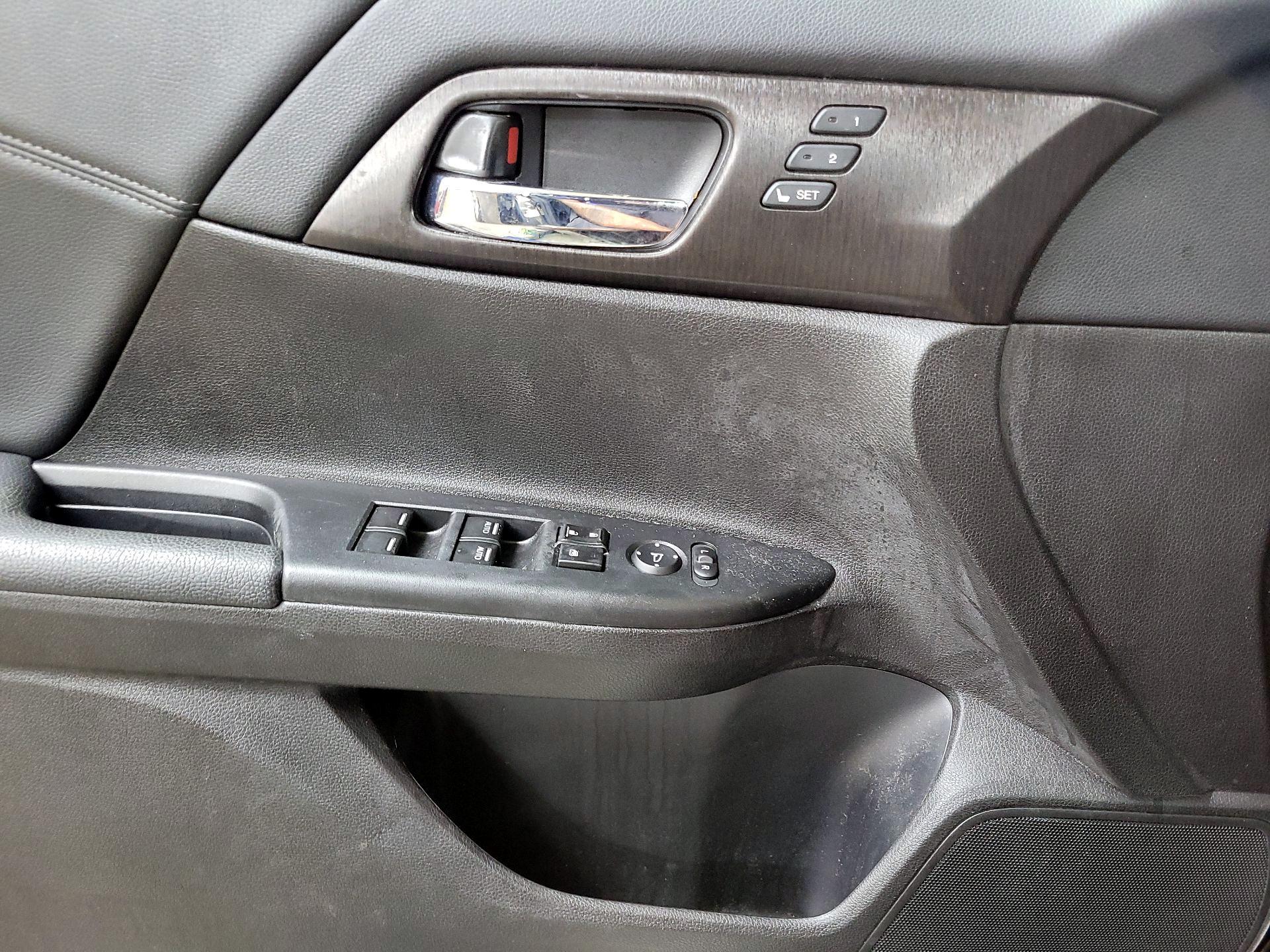 Thumbnail: 2014 Honda Accord - 12