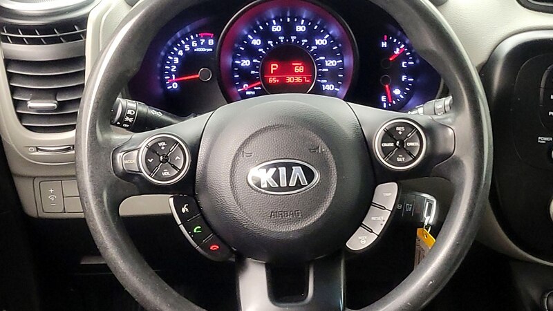 2016 Kia Soul  10