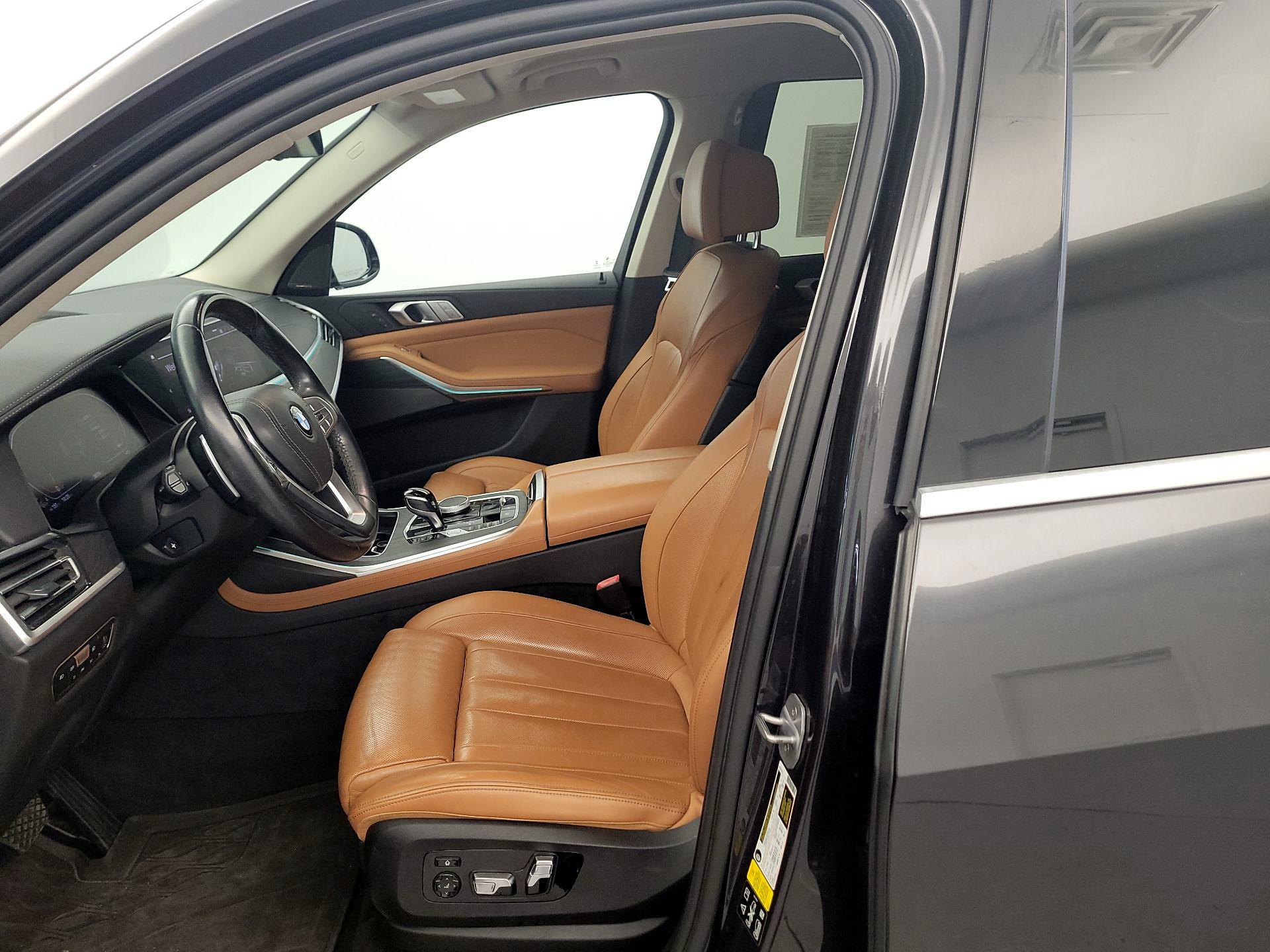 Thumbnail: 2020 BMW X7 - 11