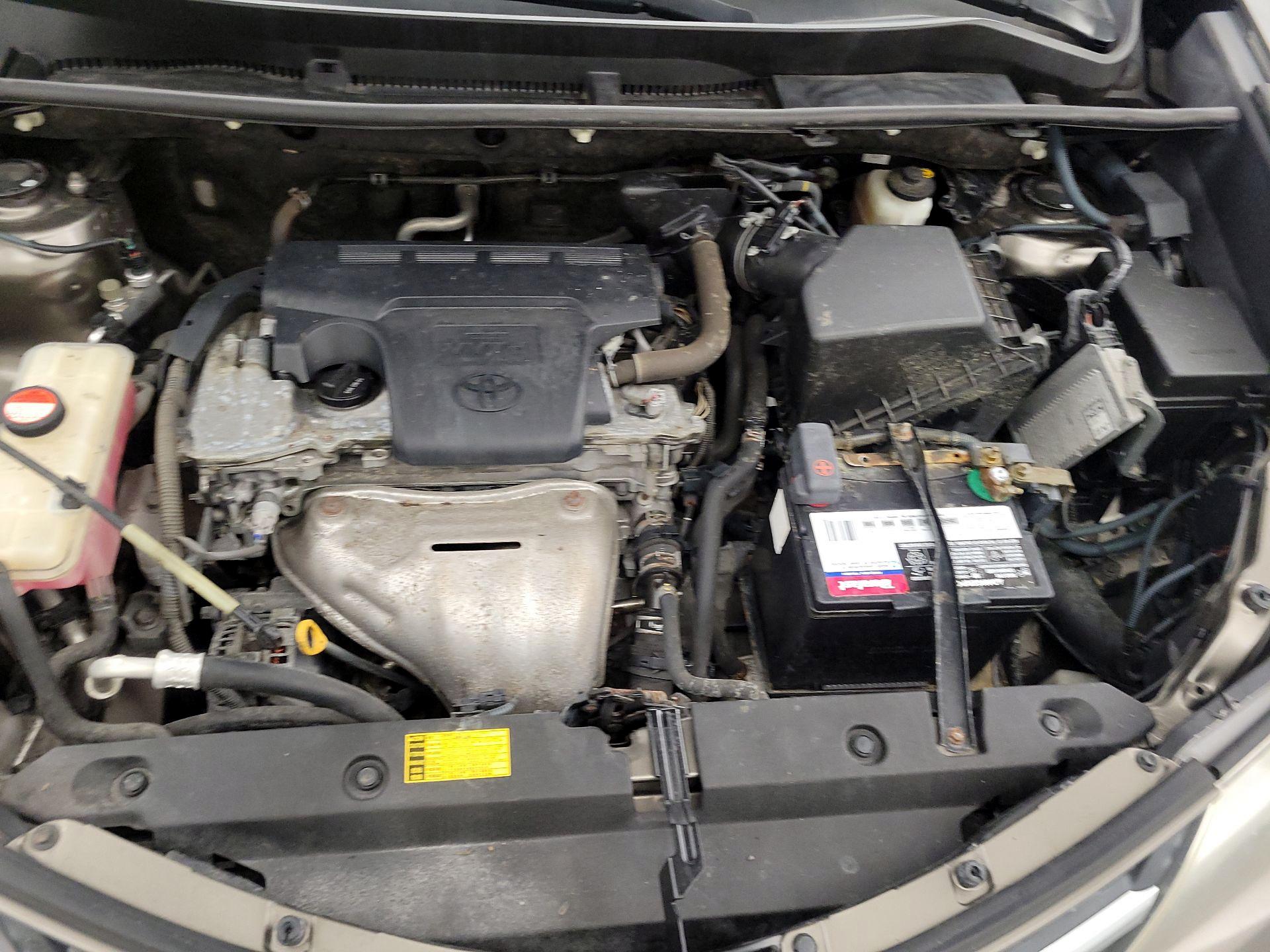 Thumbnail: 2014 Toyota RAV4 - 20