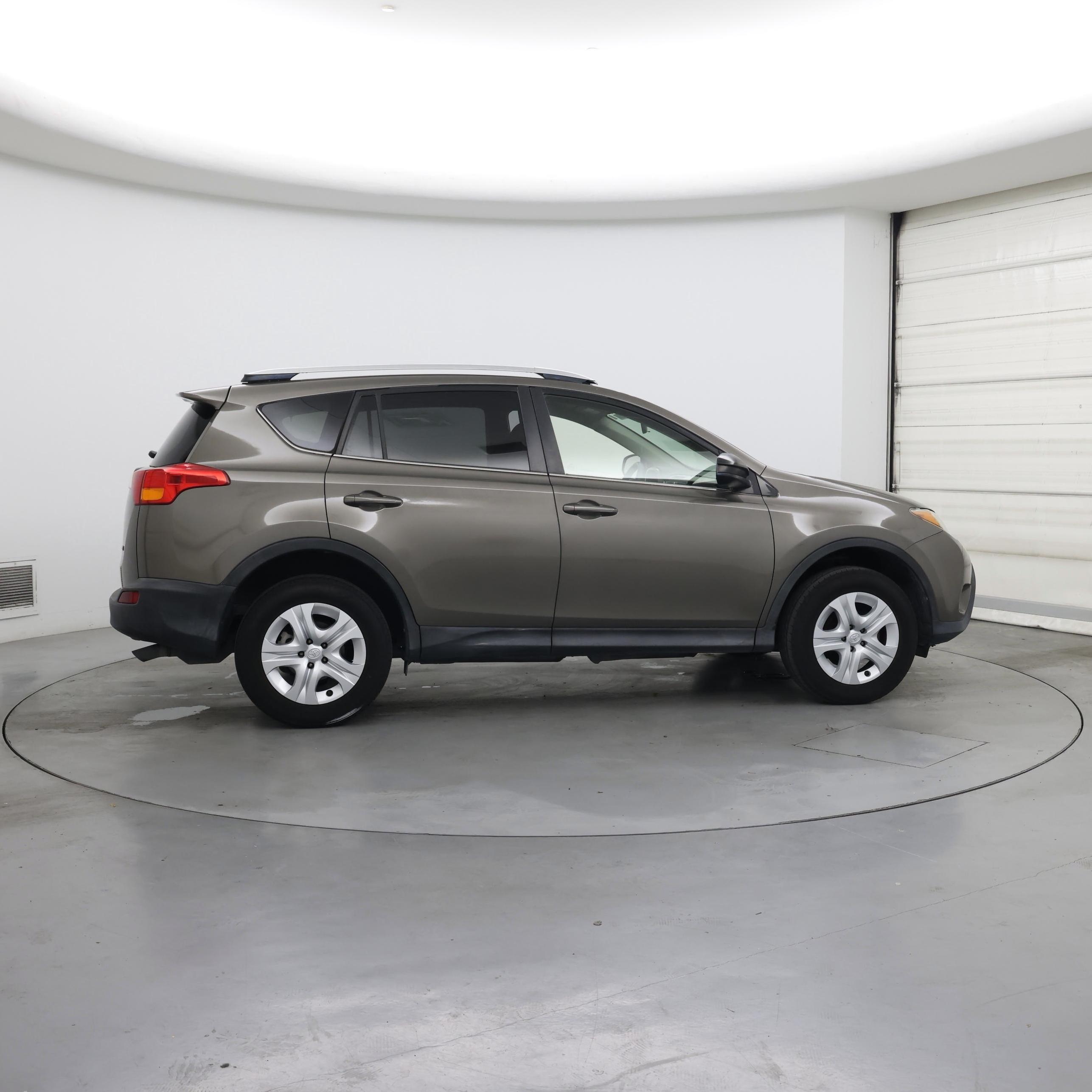 Thumbnail: 2014 Toyota RAV4 - 7