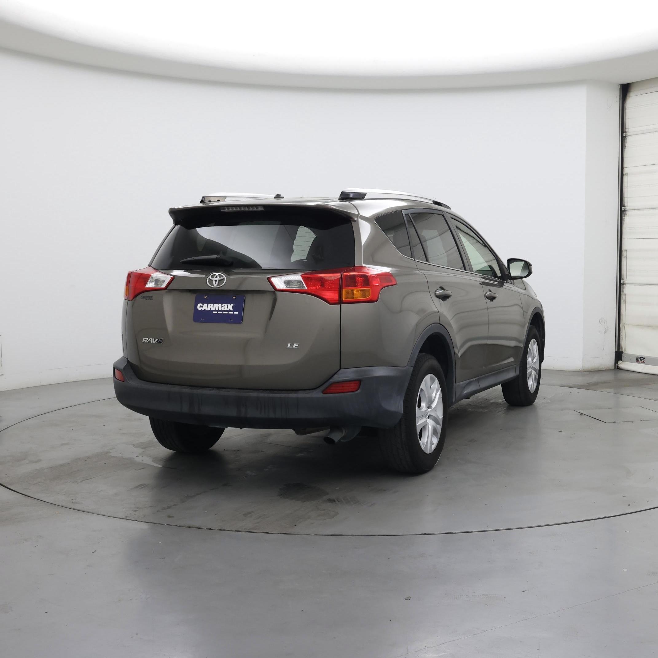 Thumbnail: 2014 Toyota RAV4 - 8