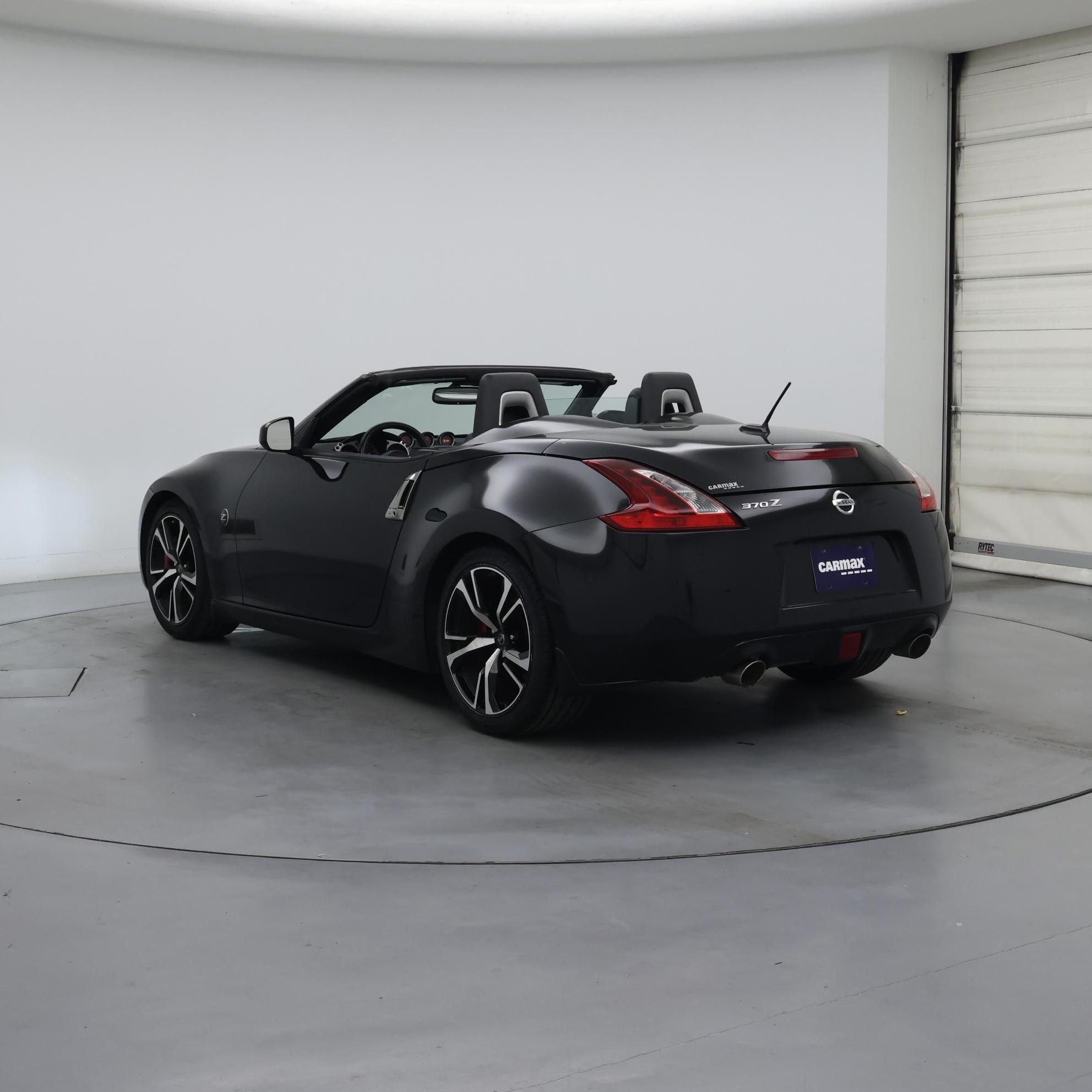 Thumbnail: 2018 Nissan Z - 2