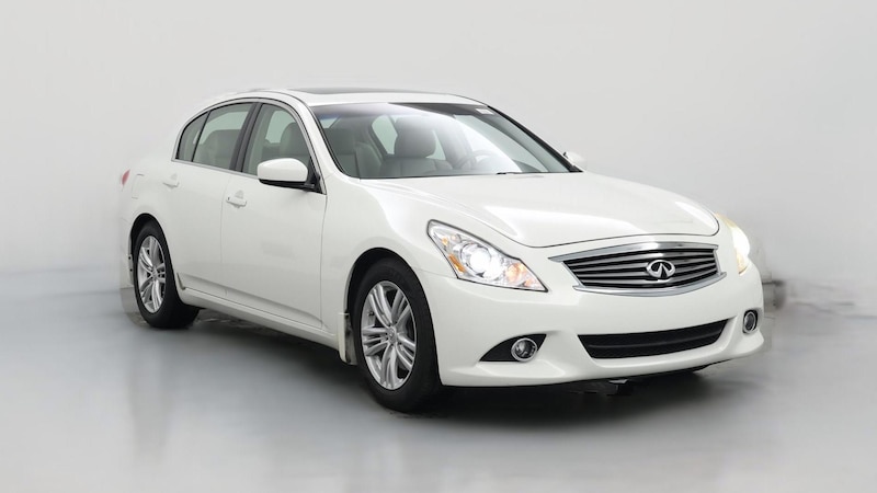 2013 INFINITI G37 Journey Hero Image