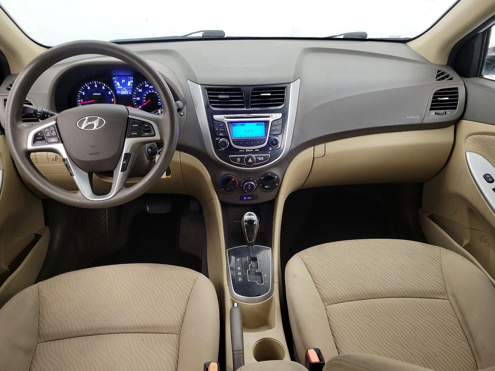 Thumbnail: 2013 Hyundai Accent - 9
