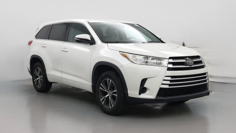 2018 Toyota Highlander LE Hero Image