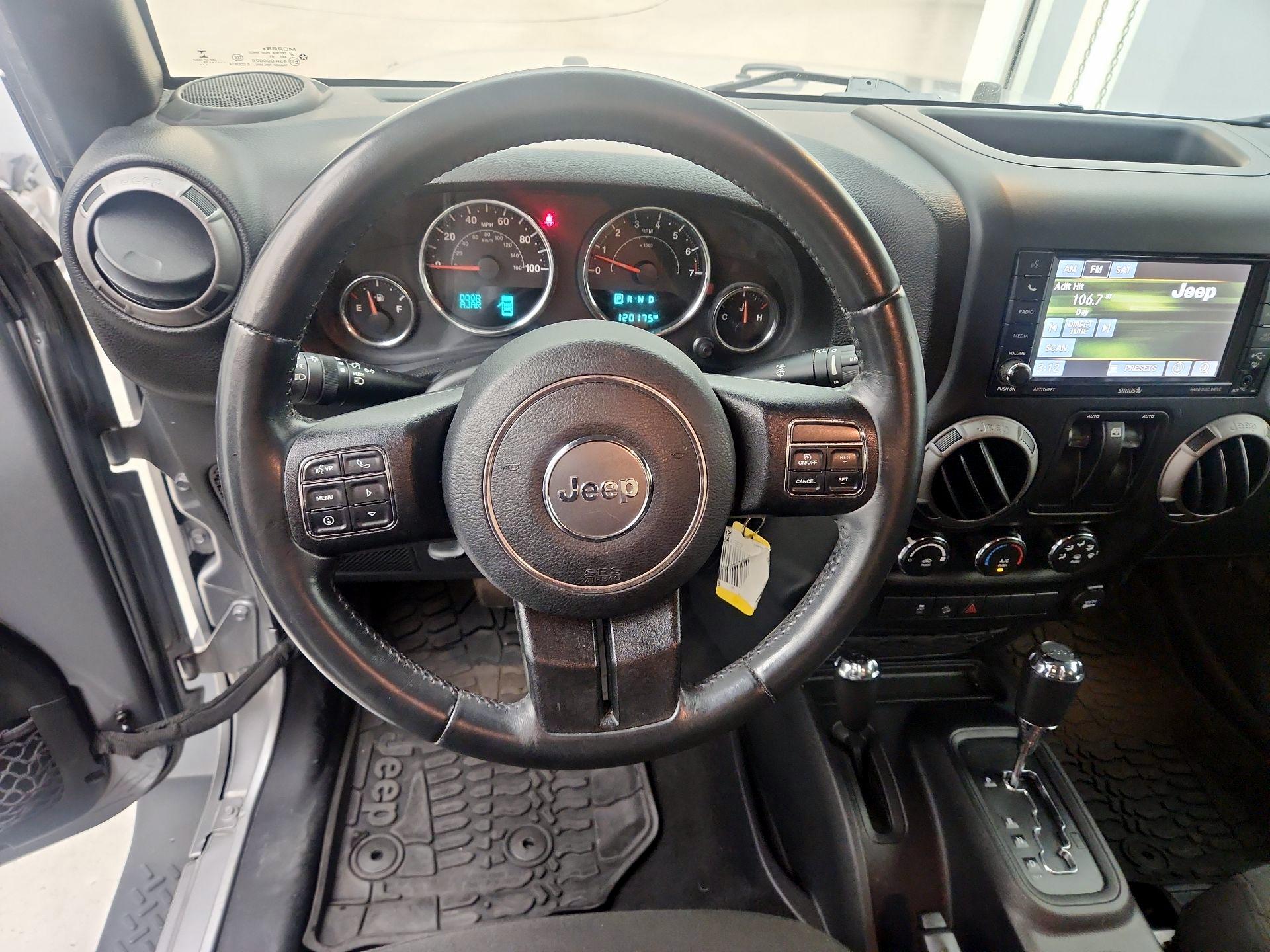 Thumbnail: 2016 Jeep Wrangler - 10