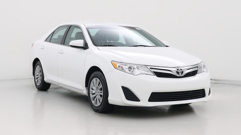 2014 Toyota Camry LE Hero Image