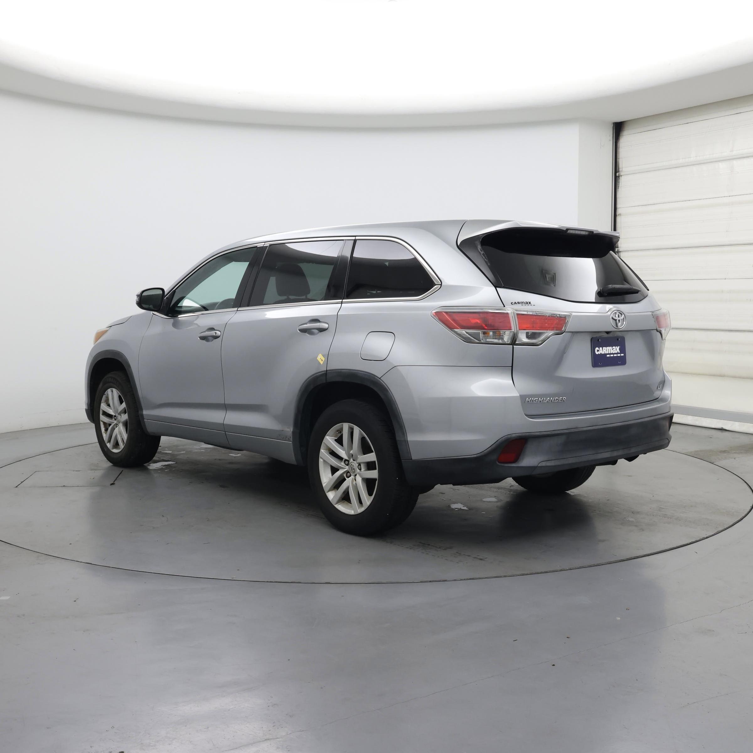 Thumbnail: 2015 Toyota Highlander - 2