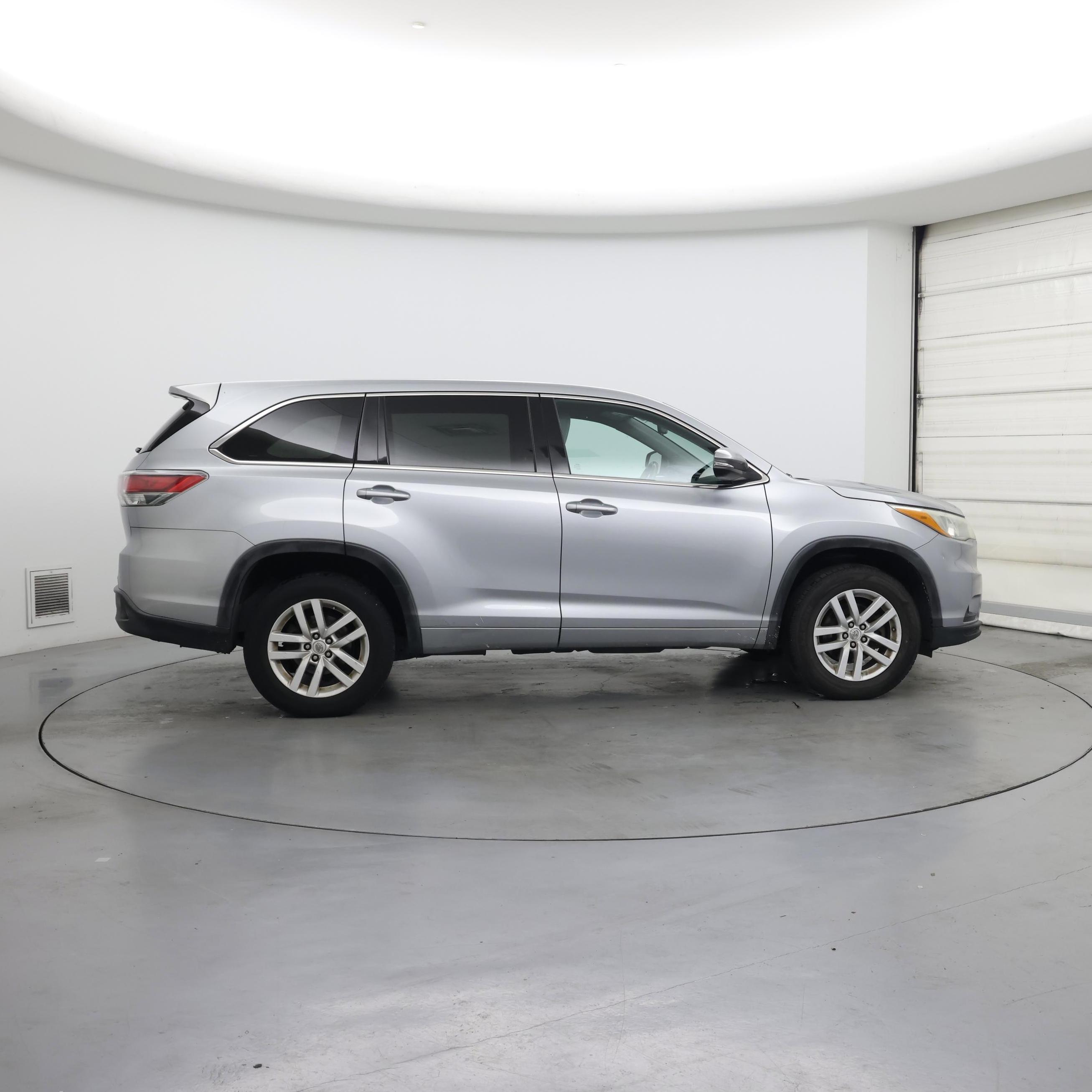 Thumbnail: 2015 Toyota Highlander - 7