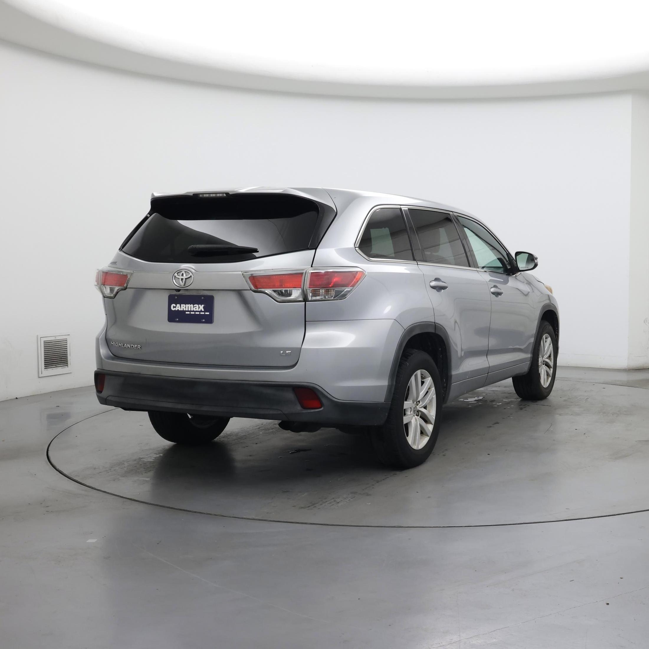 Thumbnail: 2015 Toyota Highlander - 8