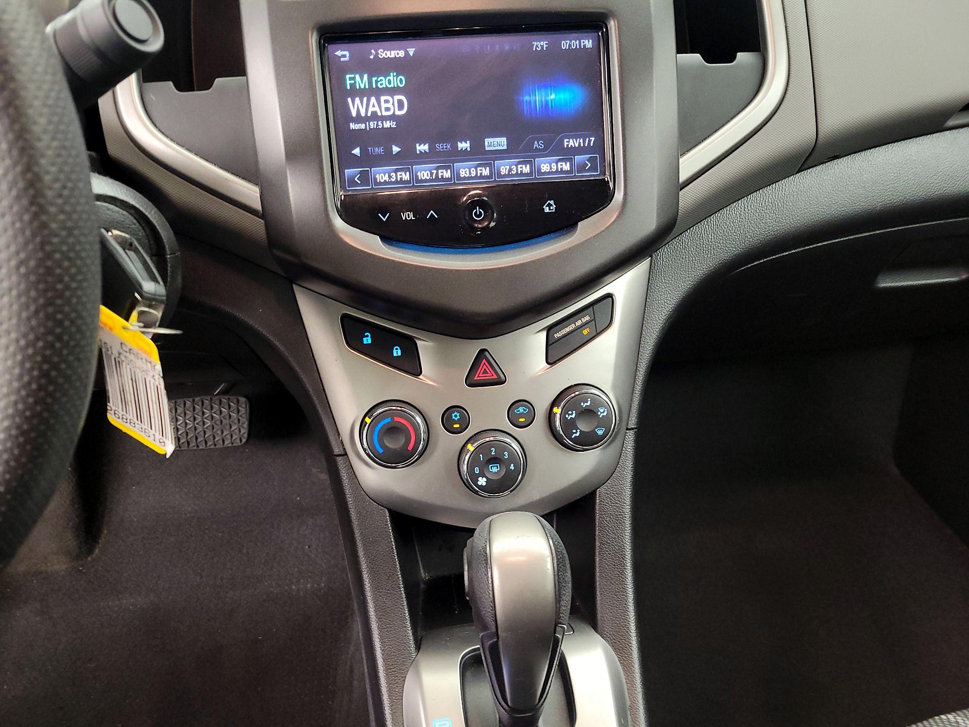 Thumbnail: 2015 Chevrolet Sonic - 14