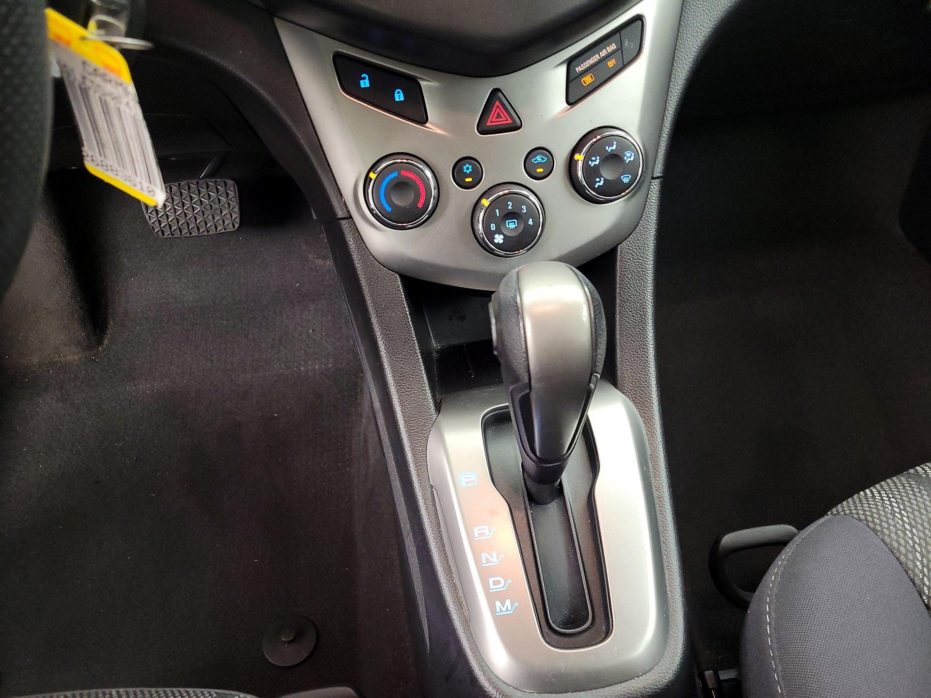 Thumbnail: 2015 Chevrolet Sonic - 15