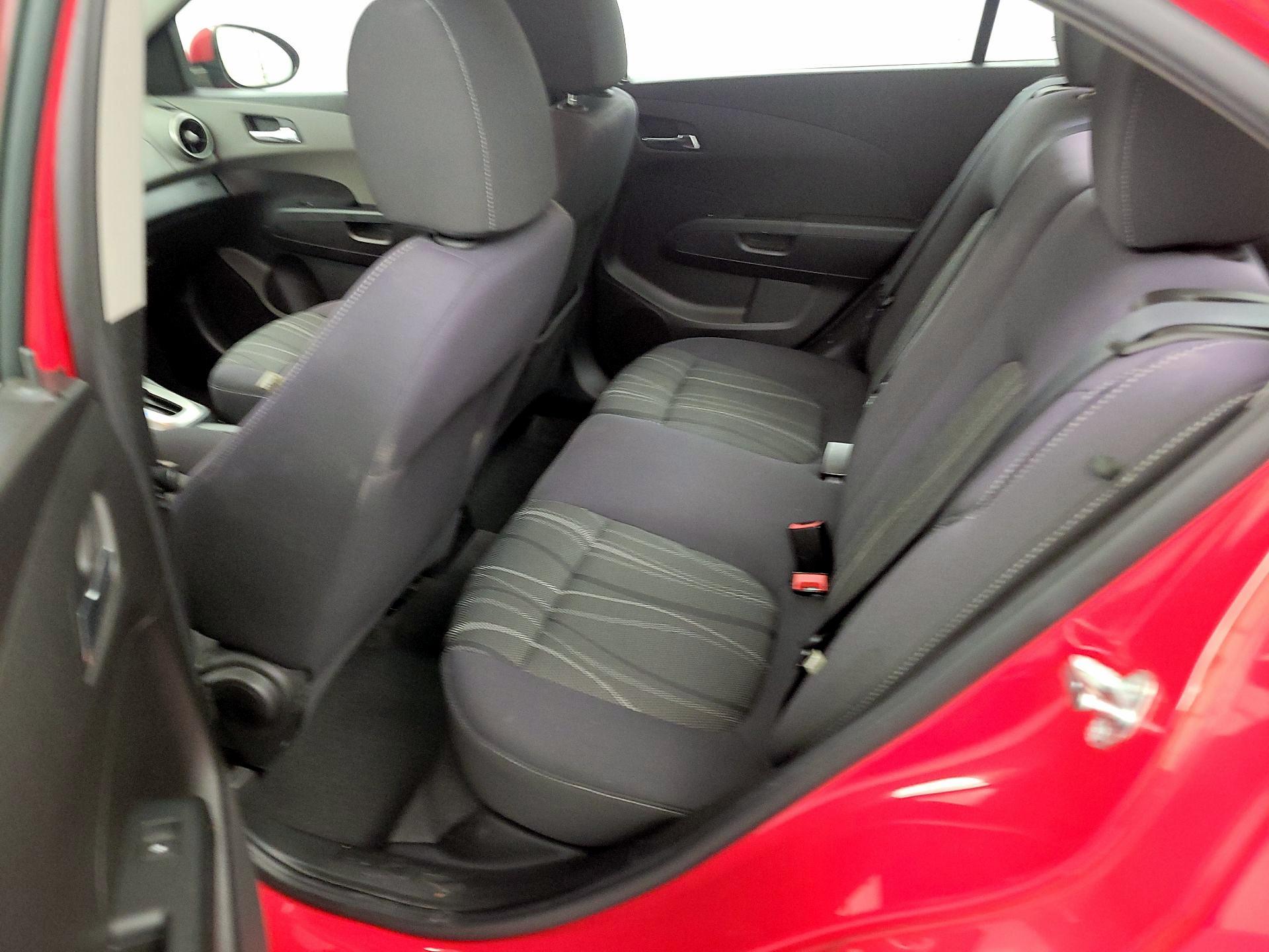 Thumbnail: 2015 Chevrolet Sonic - 17