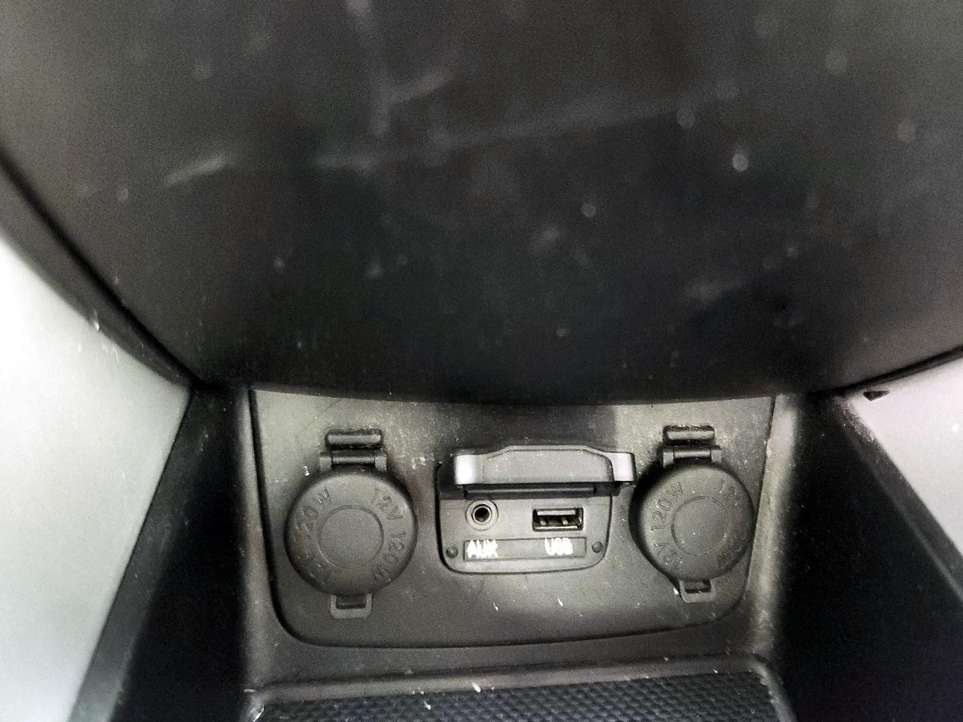Thumbnail: 2014 Hyundai Sonata - 18