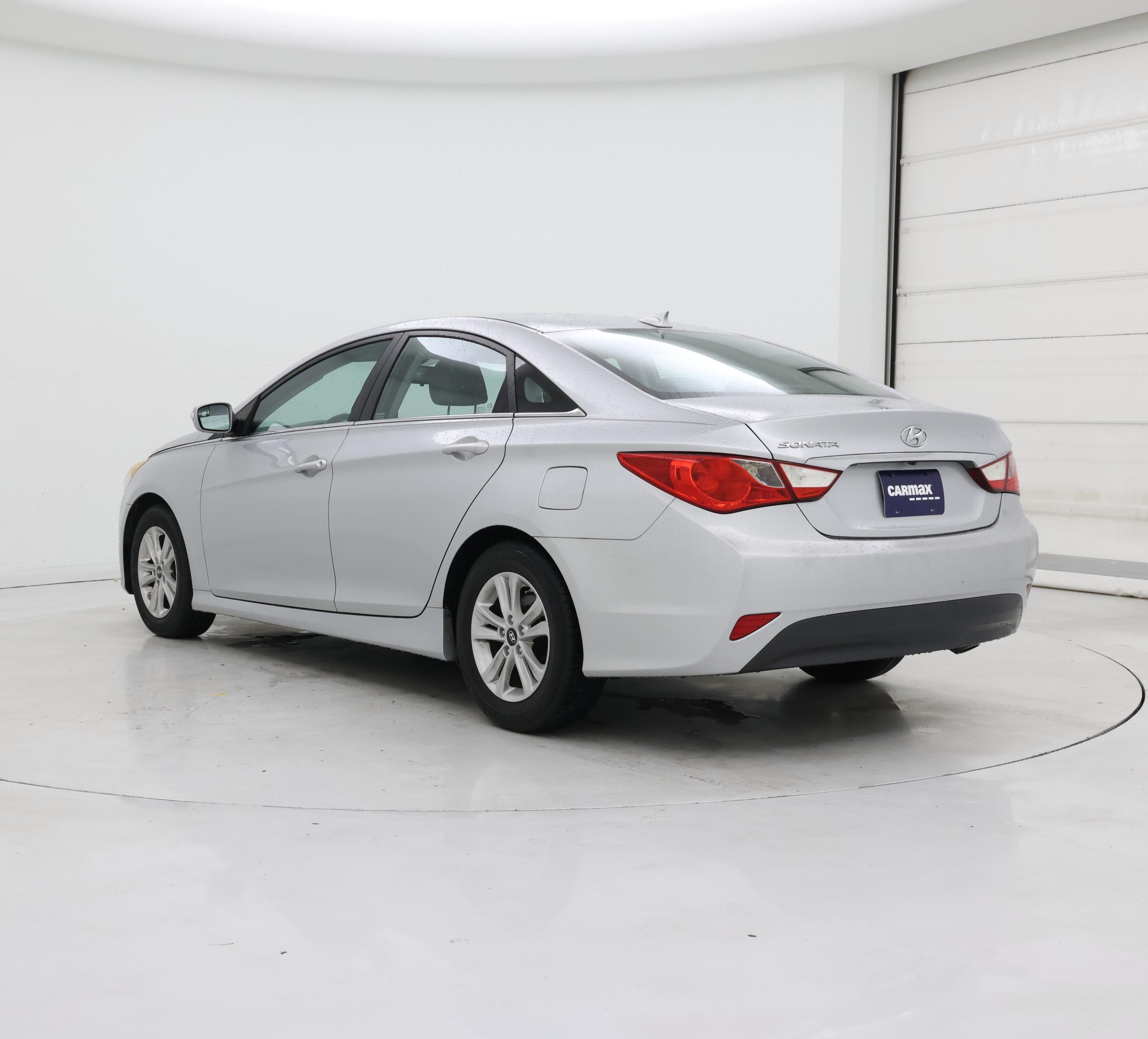 Thumbnail: 2014 Hyundai Sonata - 2