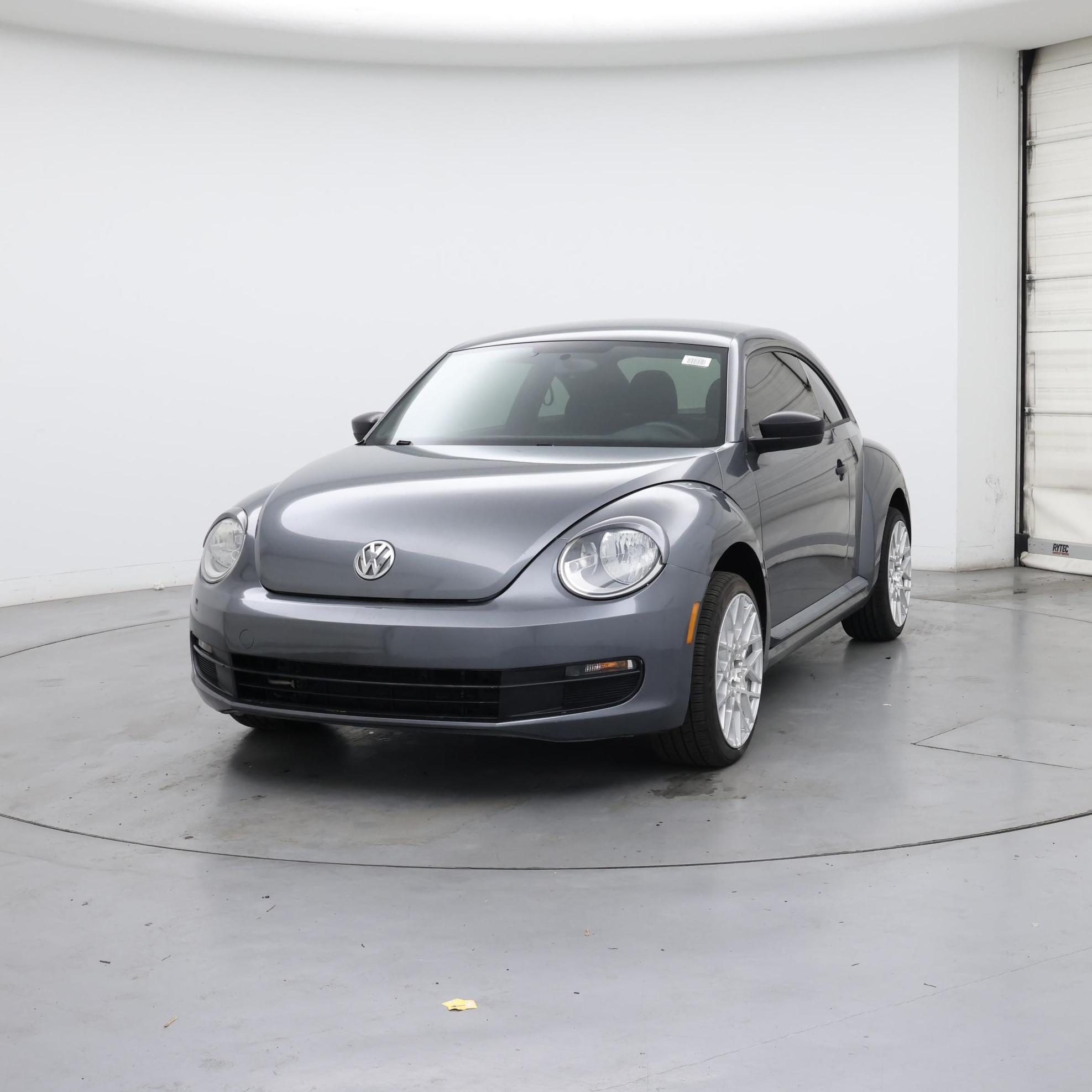 Thumbnail: 2014 Volkswagen Beetle - 4
