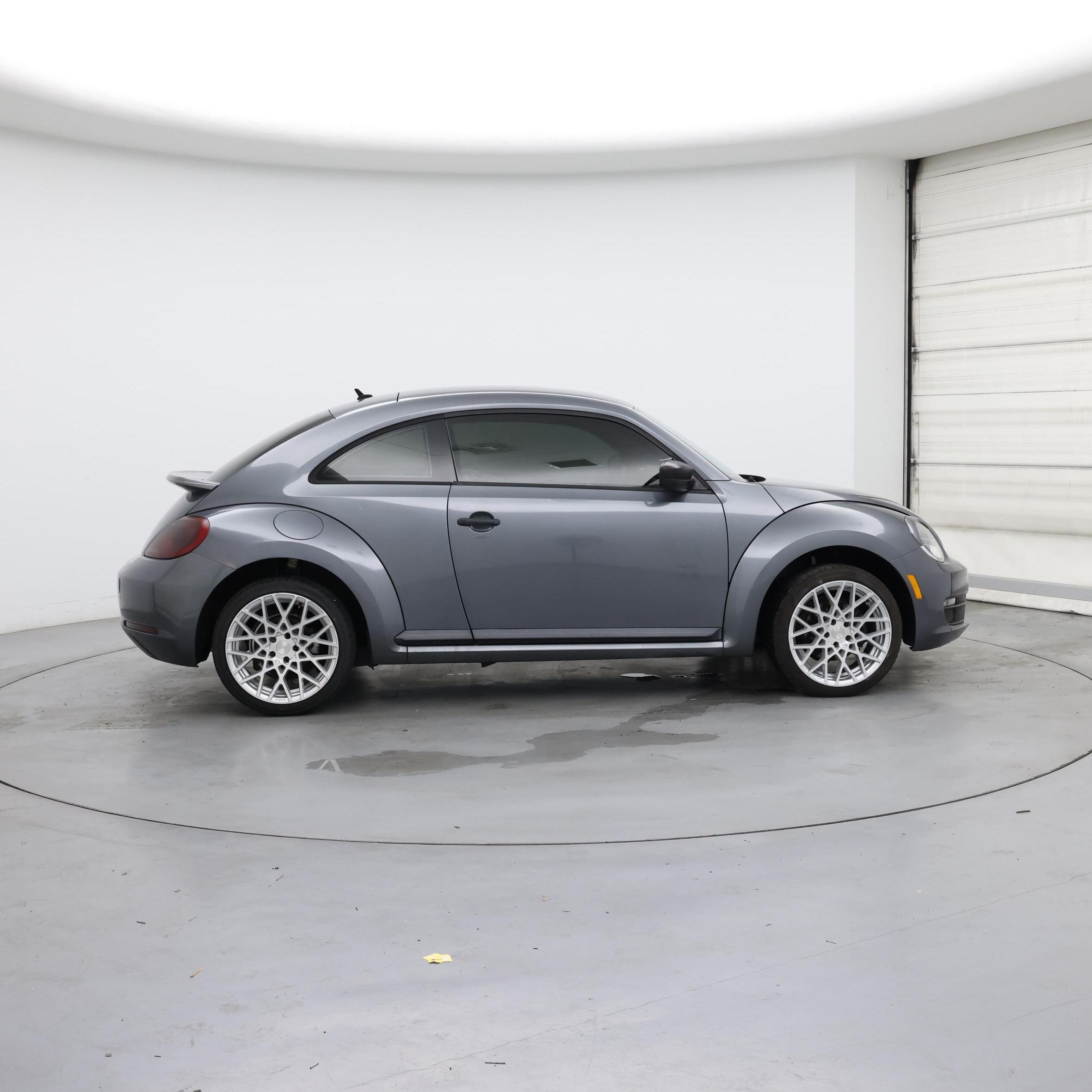 Thumbnail: 2014 Volkswagen Beetle - 7