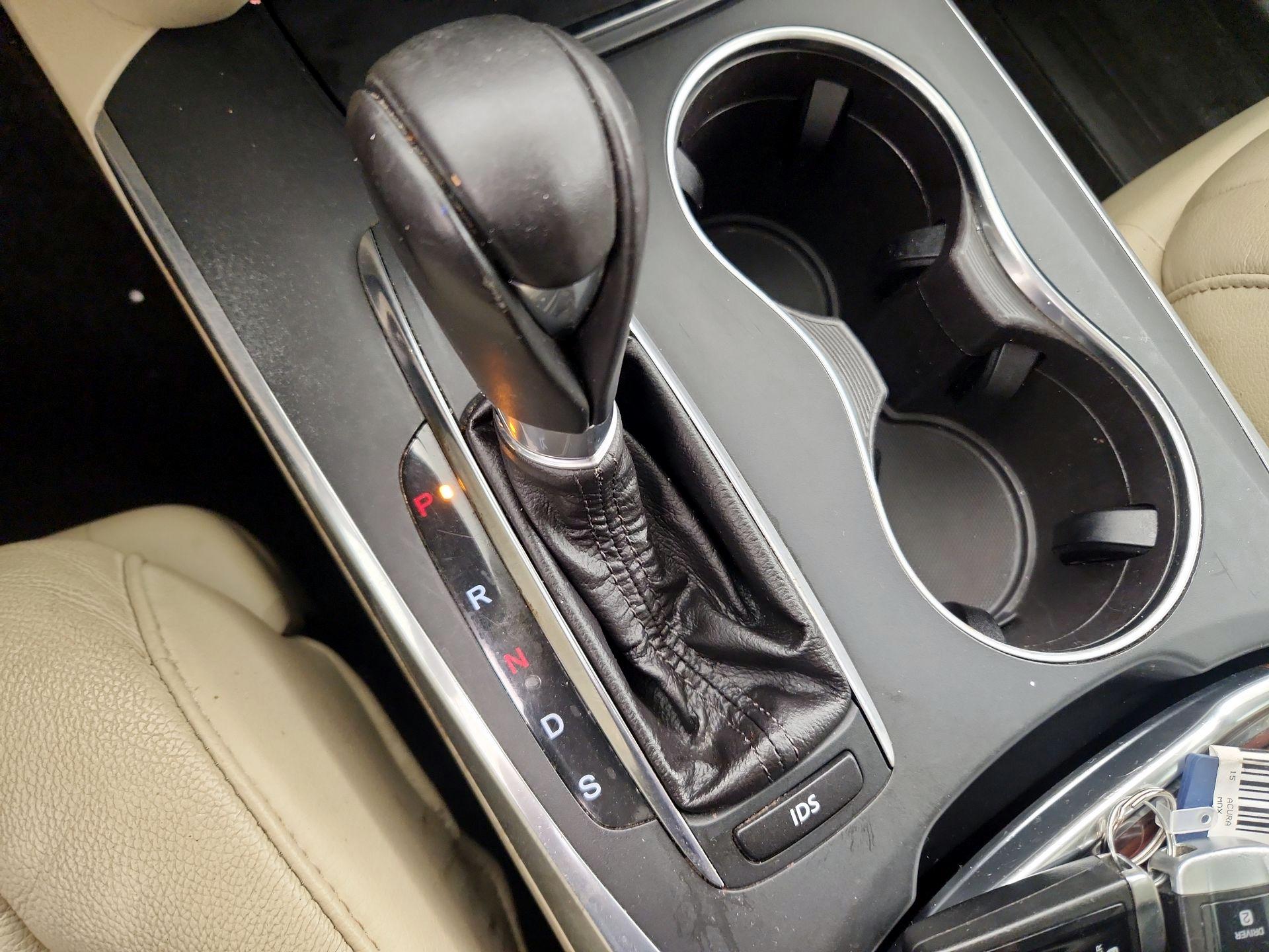 Thumbnail: 2015 Acura MDX - 17