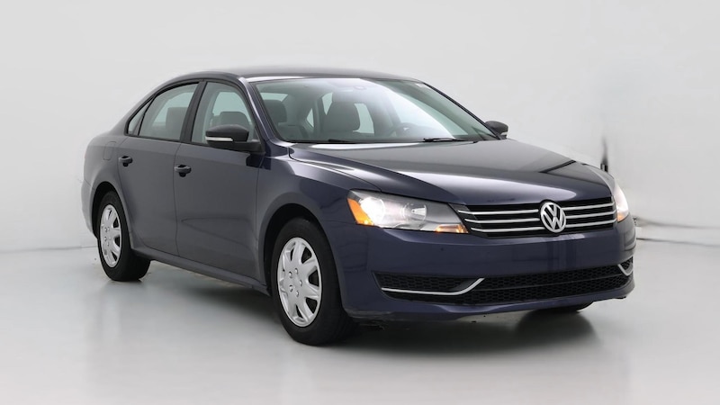 2014 Volkswagen Passat S Hero Image