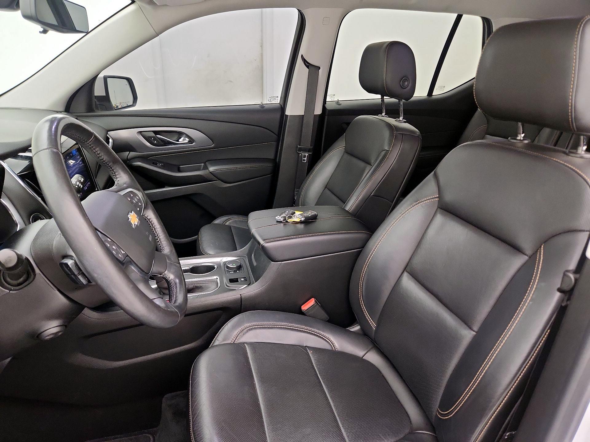 Thumbnail: 2021 Chevrolet Traverse - 11