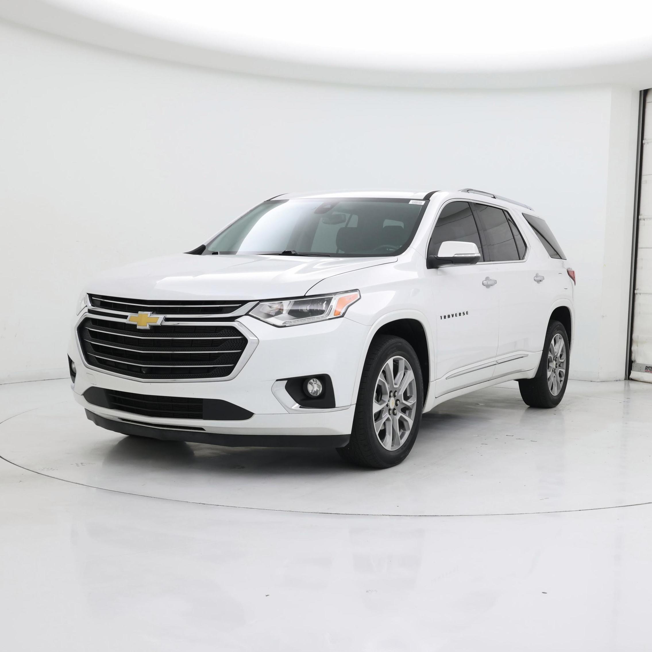 Thumbnail: 2021 Chevrolet Traverse - 4