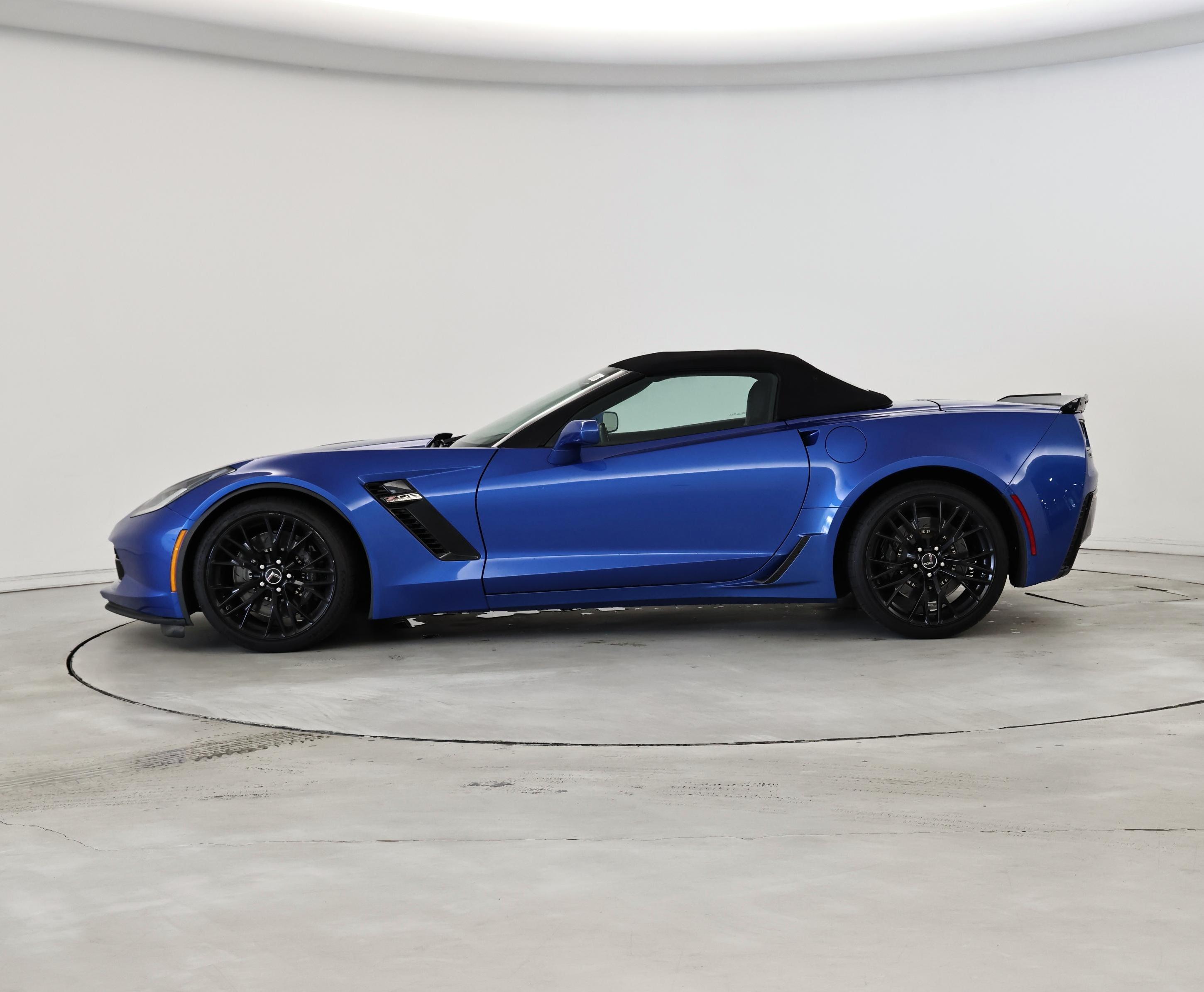 Thumbnail: 2015 Chevrolet Corvette - 3