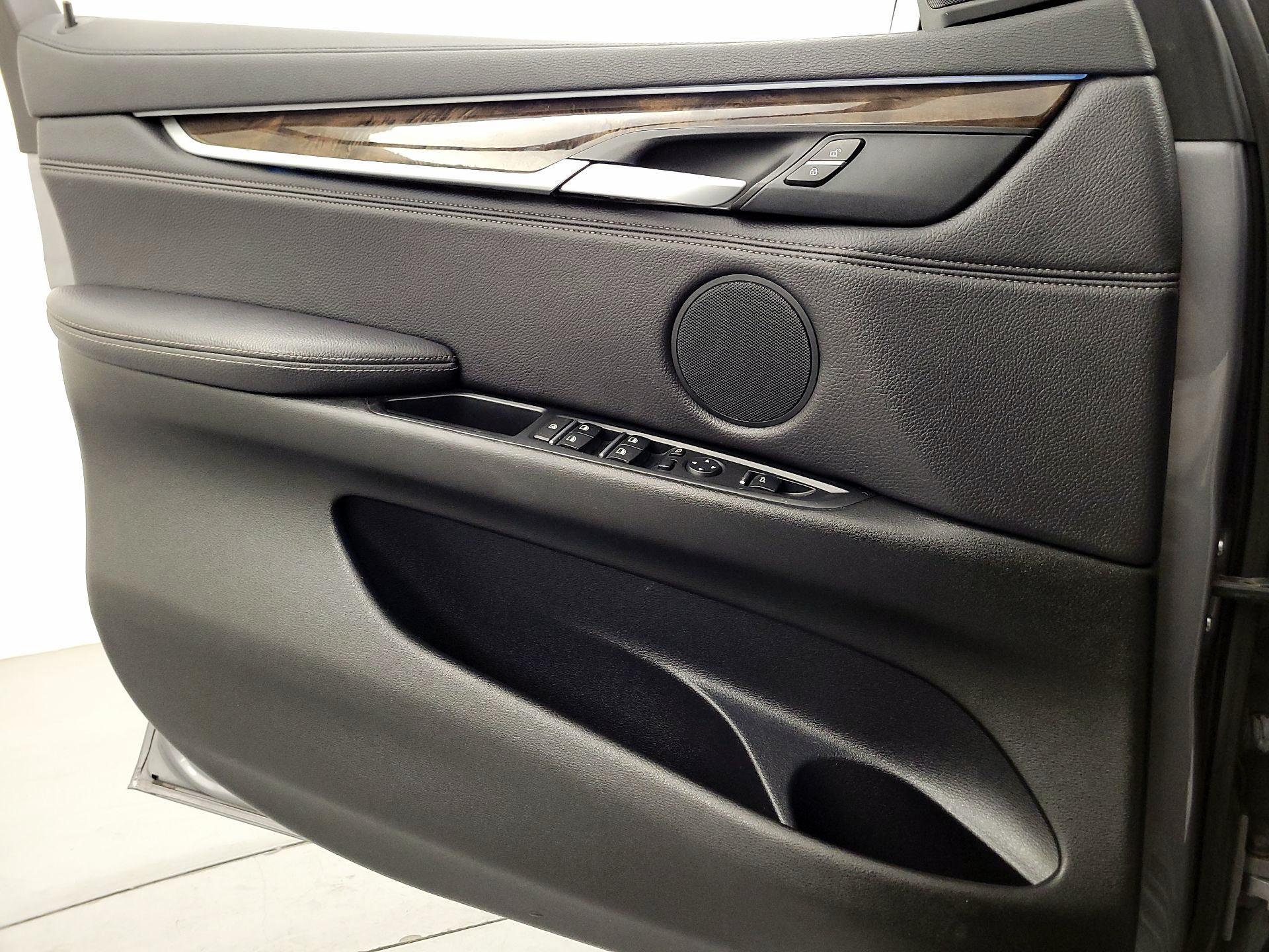 Thumbnail: 2017 BMW X6 - 12