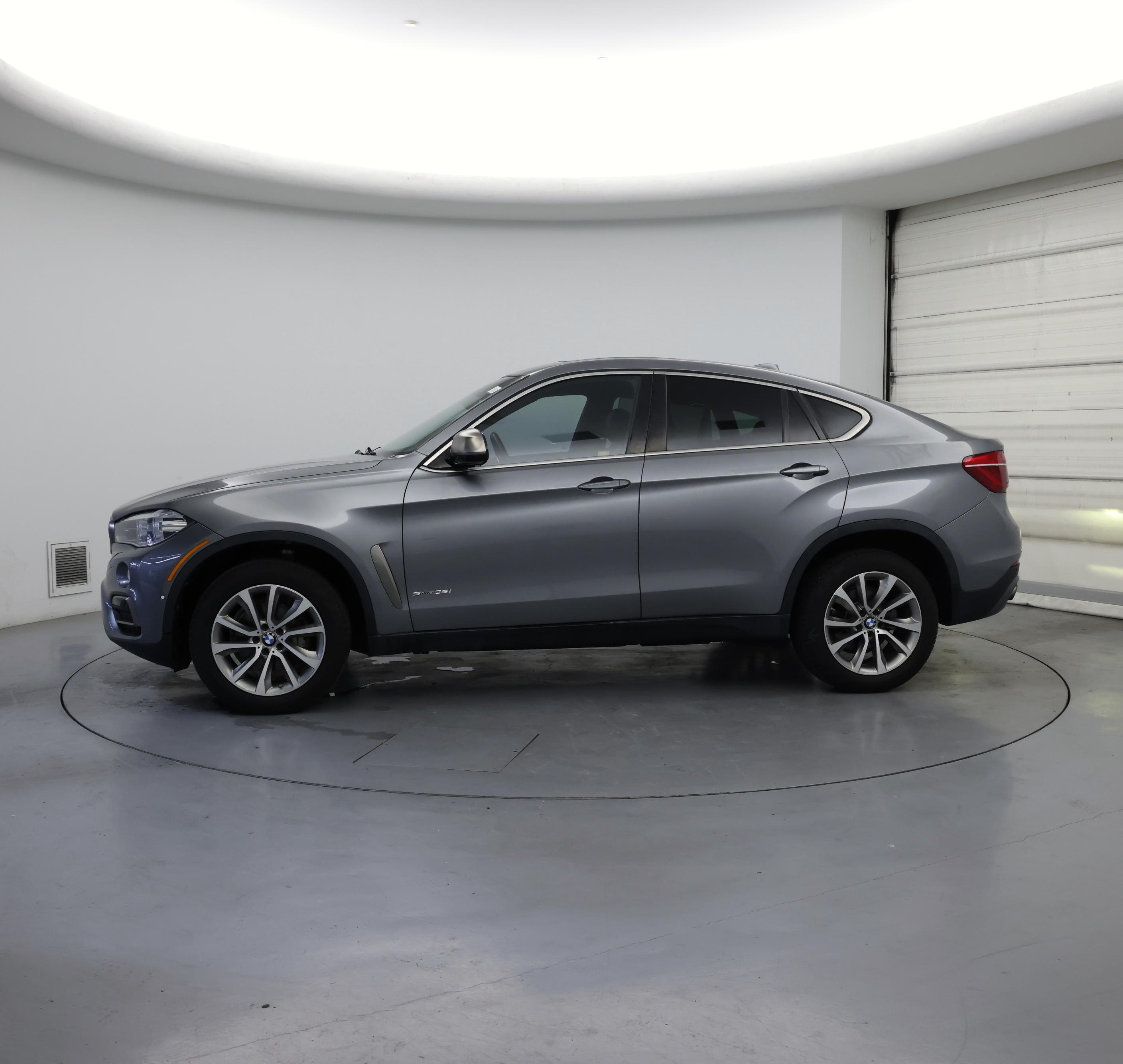 Thumbnail: 2017 BMW X6 - 3