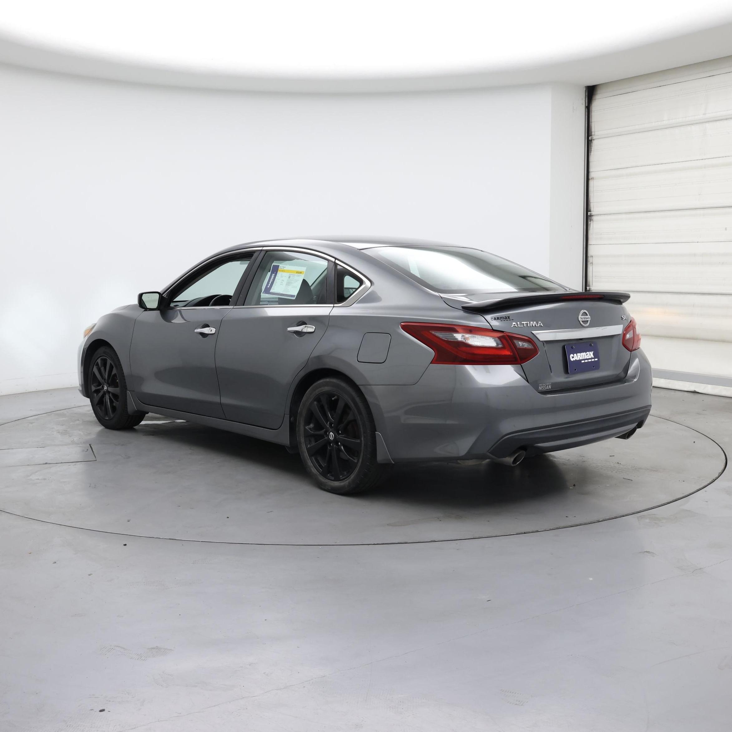 Thumbnail: 2017 Nissan Altima - 2