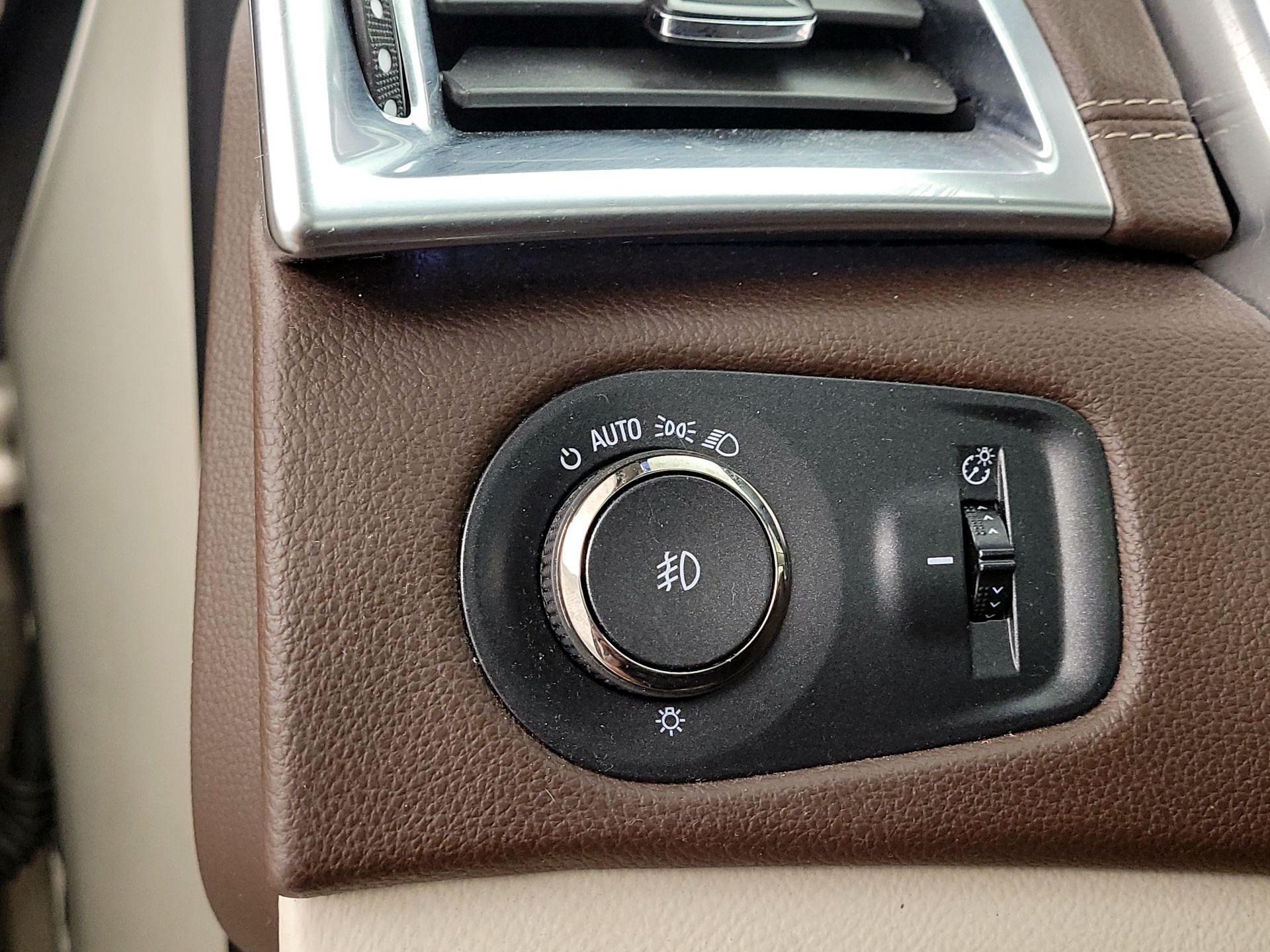 Thumbnail: 2014 Cadillac SRX - 13