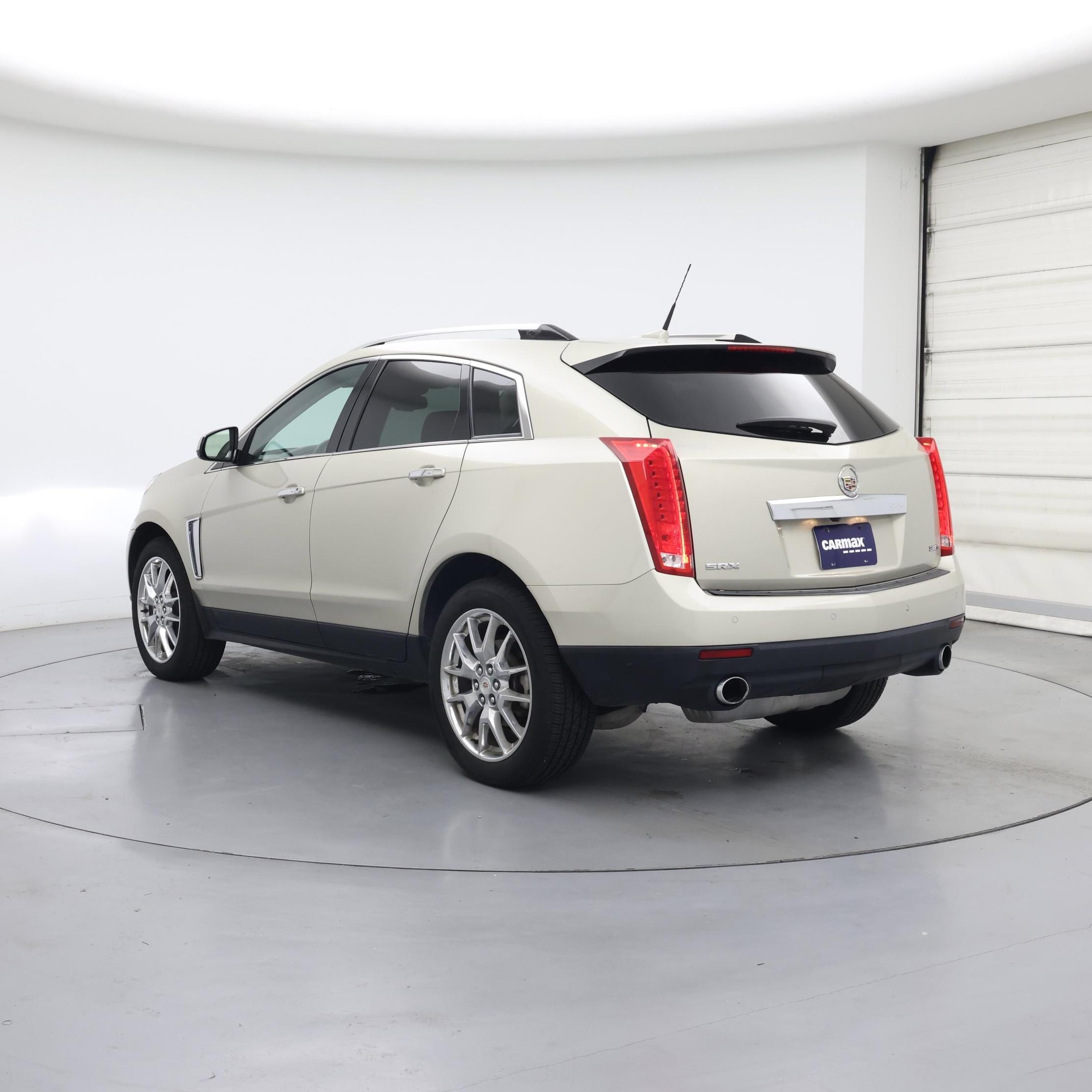 Thumbnail: 2014 Cadillac SRX - 2
