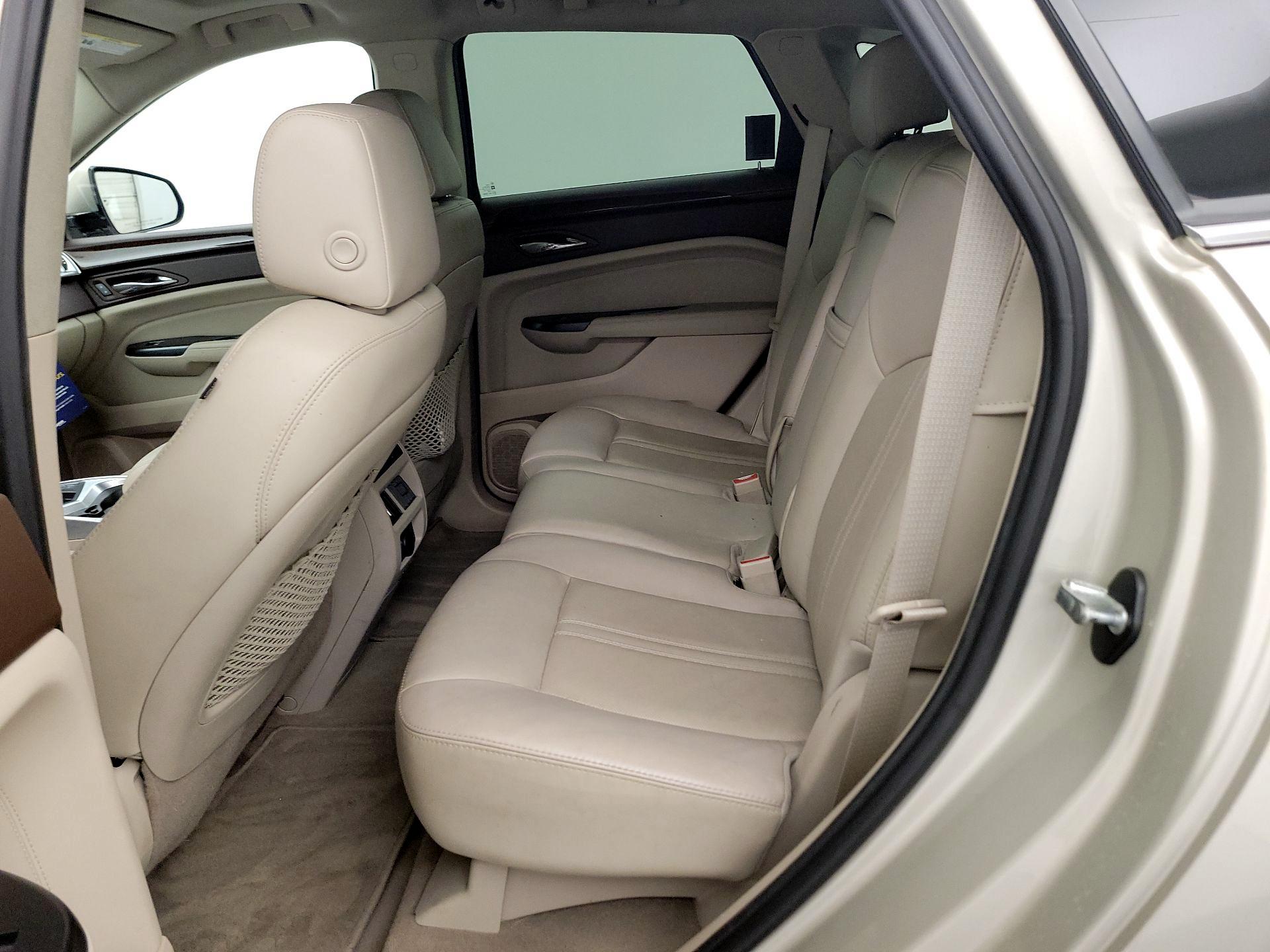 Thumbnail: 2014 Cadillac SRX - 19