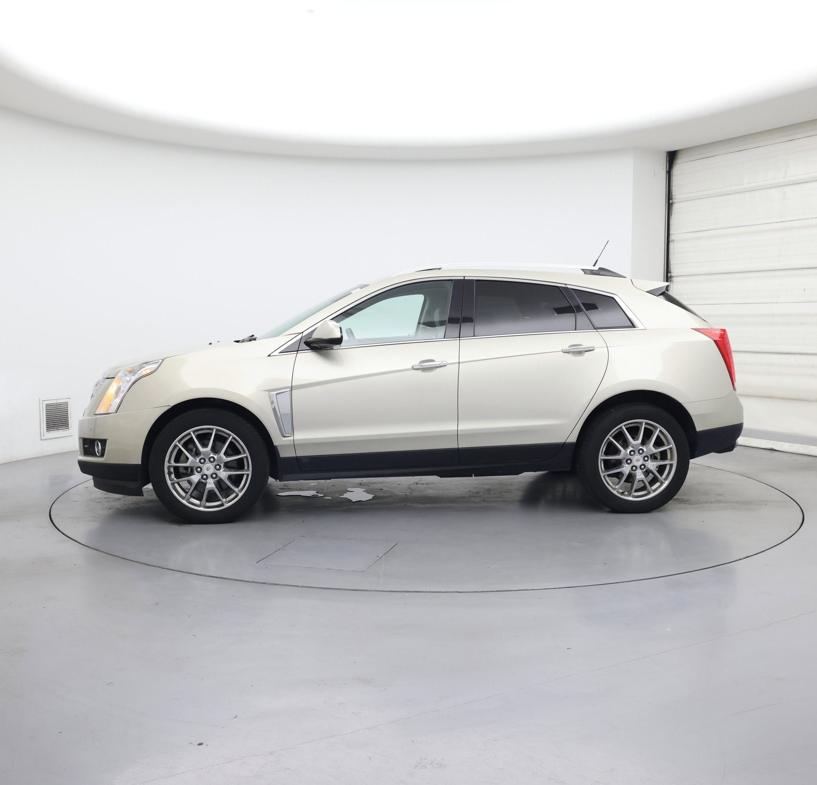Thumbnail: 2014 Cadillac SRX - 3