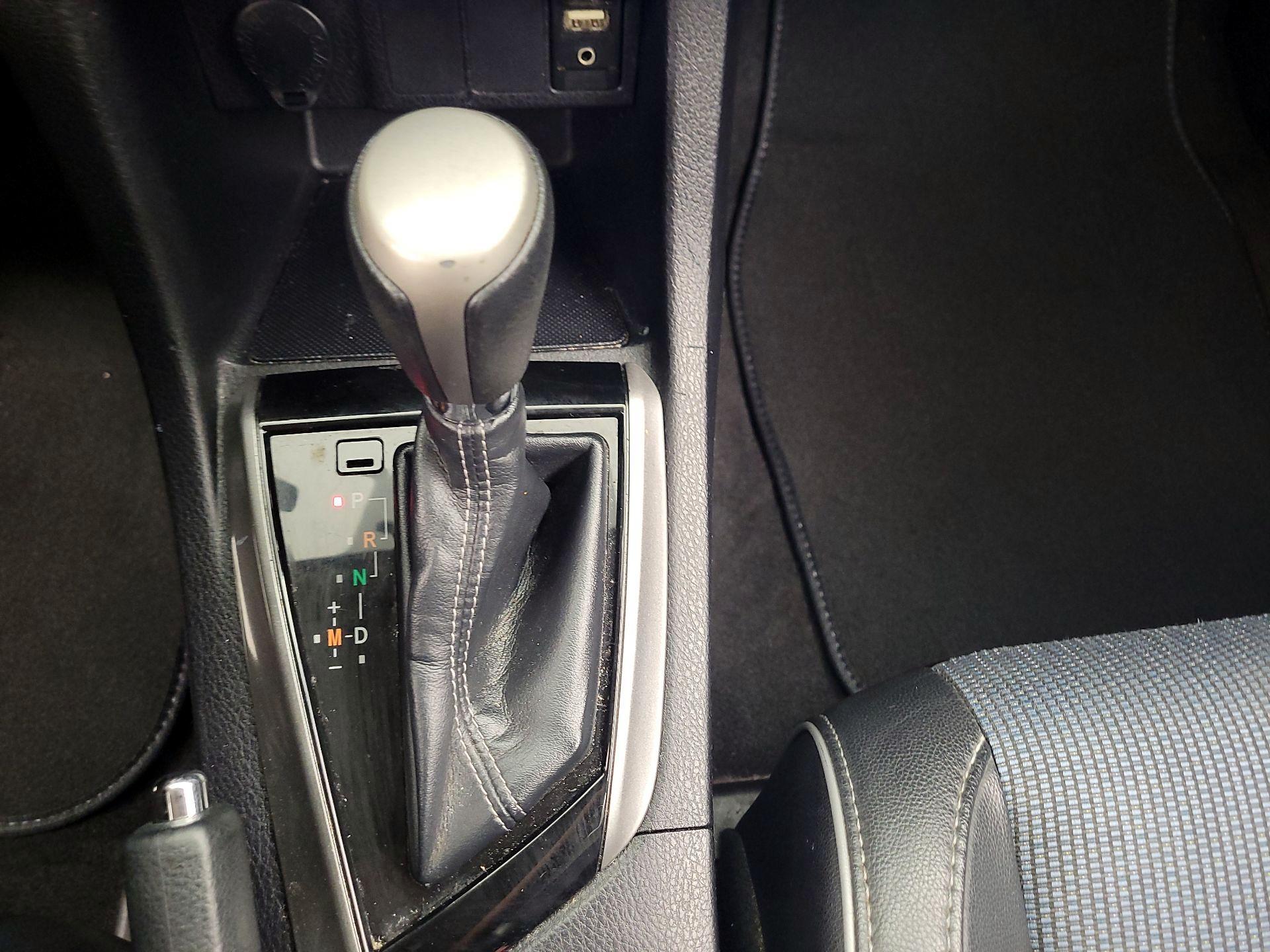 Thumbnail: 2014 Toyota Corolla - 17