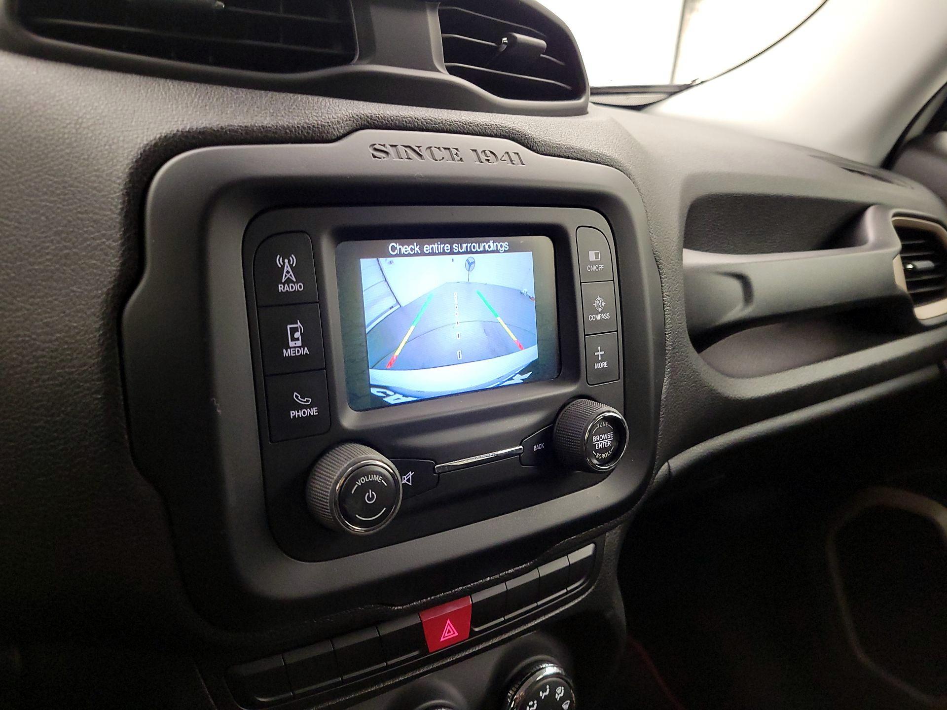 Thumbnail: 2015 Jeep Renegade - 14