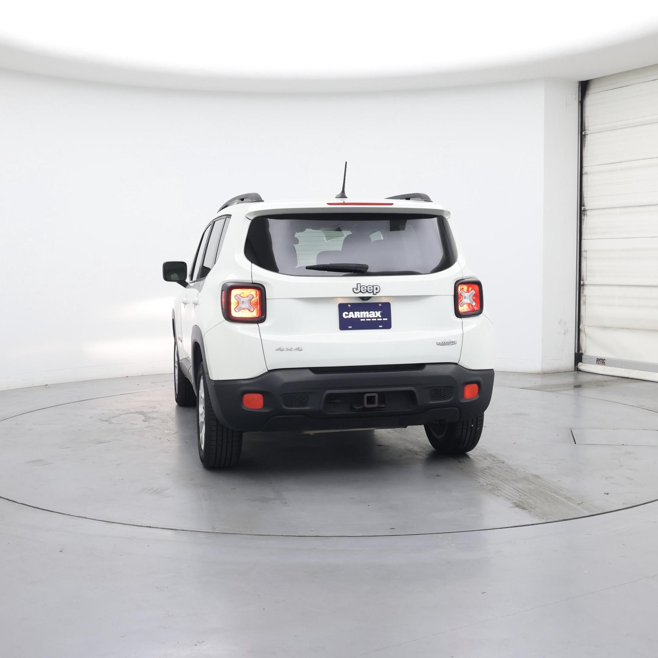 Thumbnail: 2015 Jeep Renegade - 6