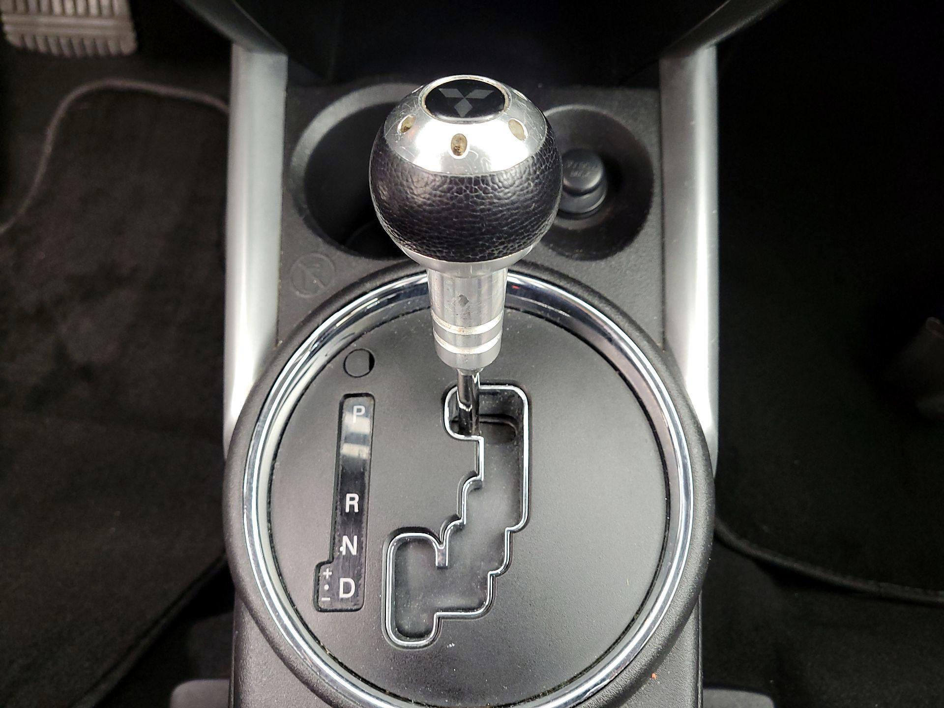 Thumbnail: 2013 Mitsubishi Outlander Sport - 15