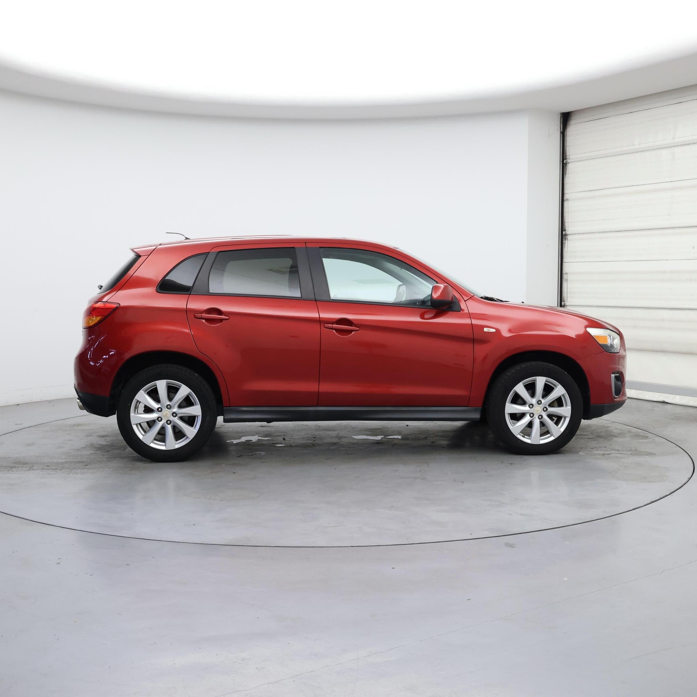 Thumbnail: 2013 Mitsubishi Outlander Sport - 7