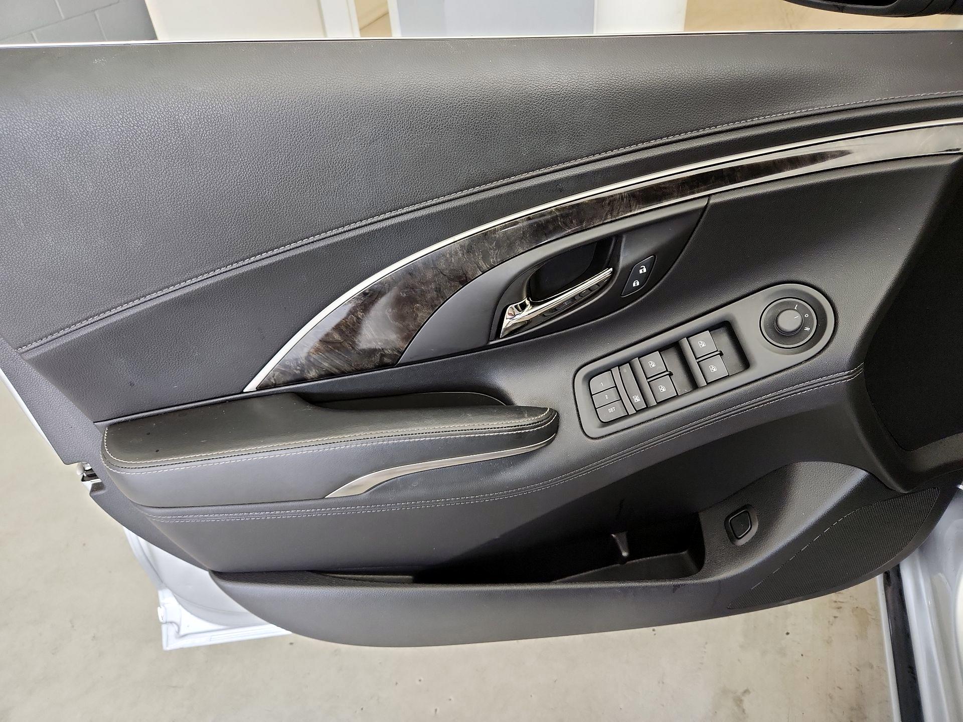 Thumbnail: 2015 Buick LaCrosse - 12