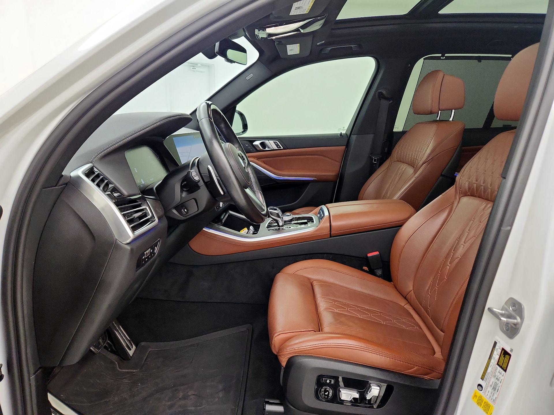 Thumbnail: 2022 BMW X5 - 11