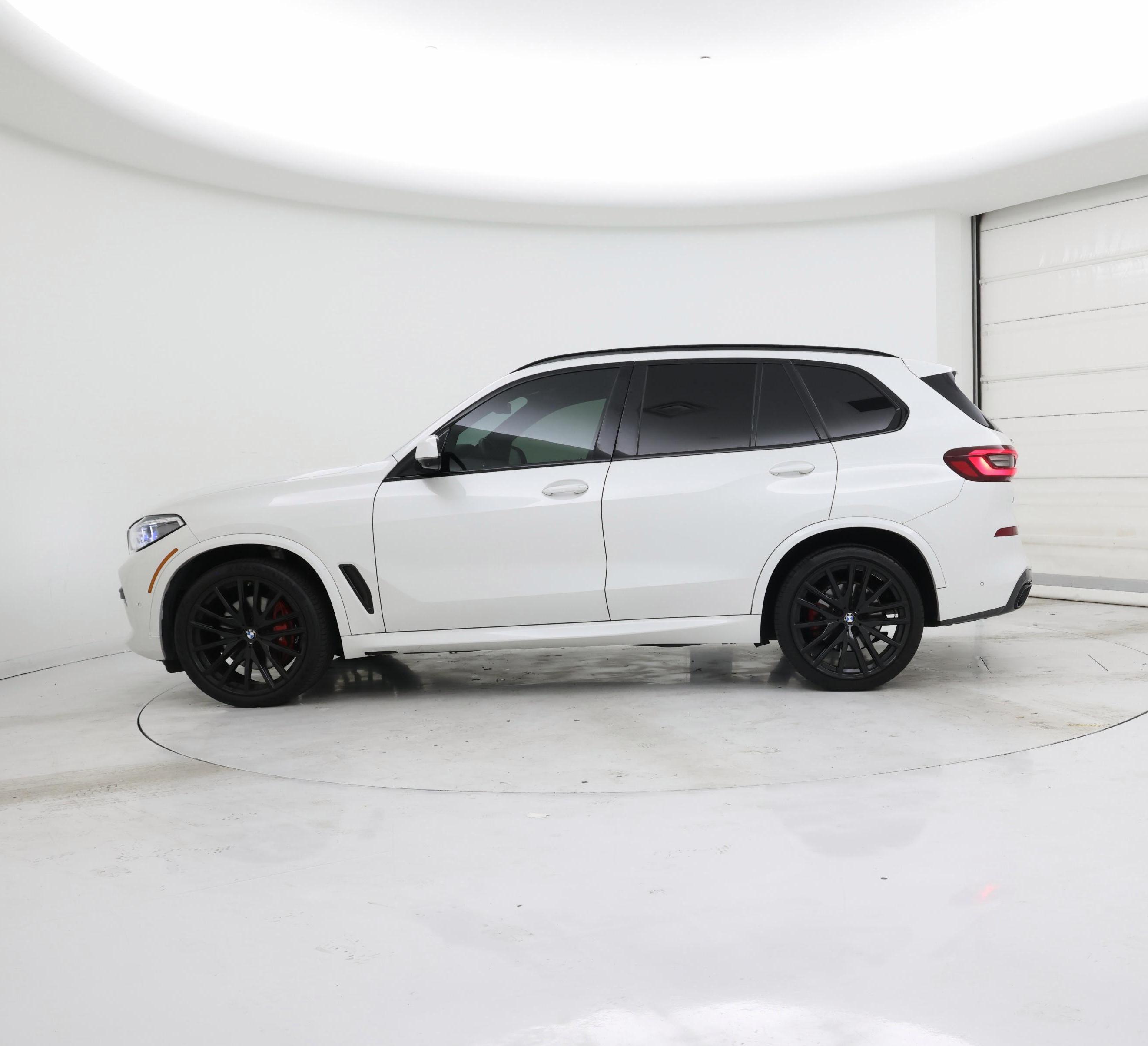 Thumbnail: 2022 BMW X5 - 3