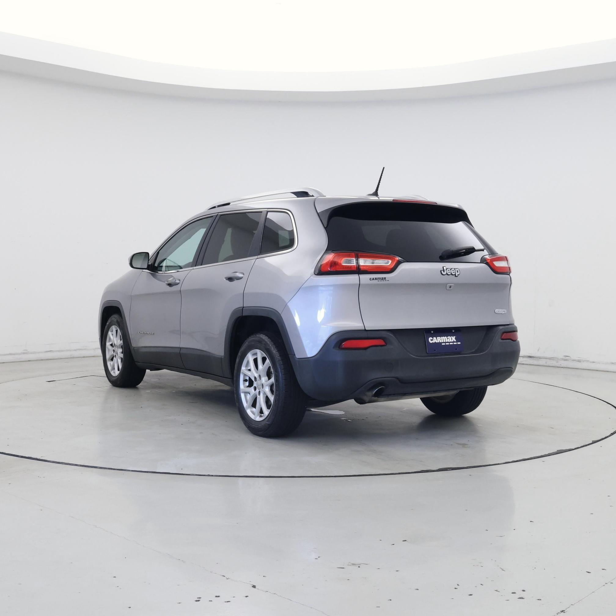 Thumbnail: 2016 Jeep Cherokee - 2