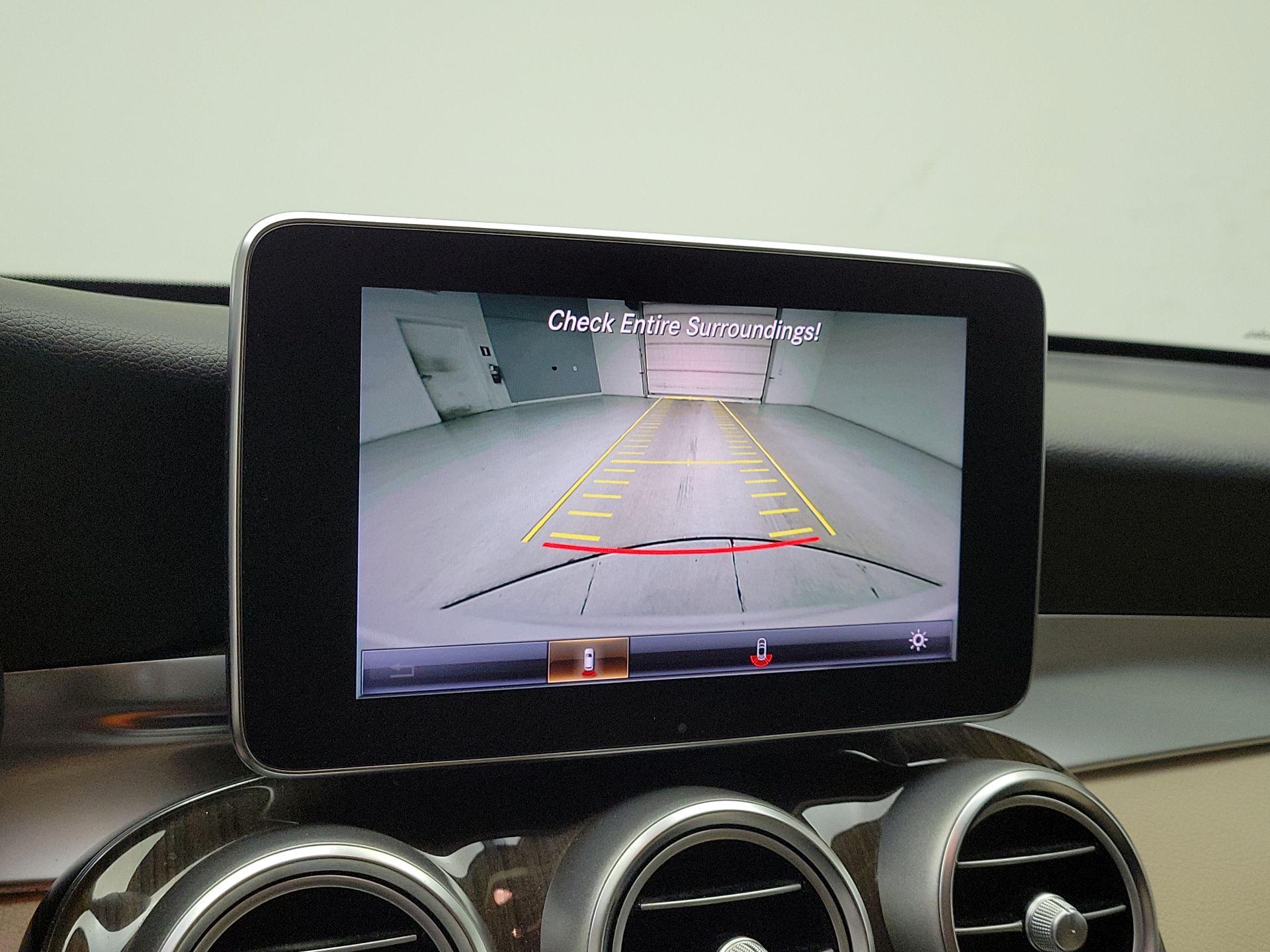 Thumbnail: 2017 Mercedes-Benz GLC - 15